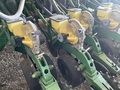 2010 John Deere DB60 Planter