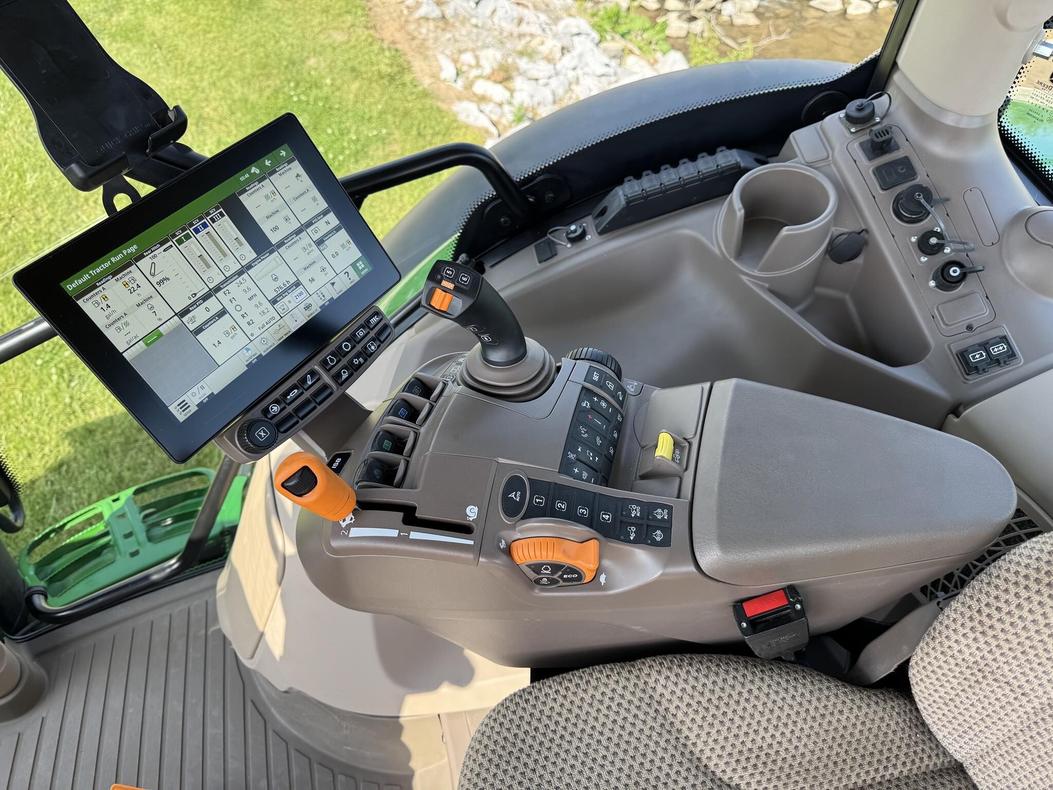 2024 John Deere 6R 175 Tractor