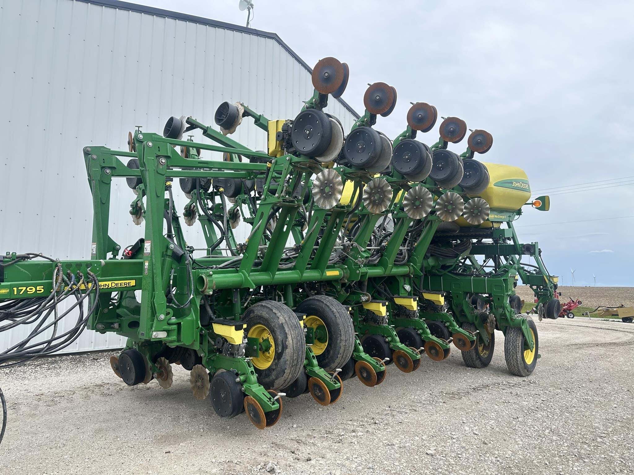 2015 John Deere 1795 Planter