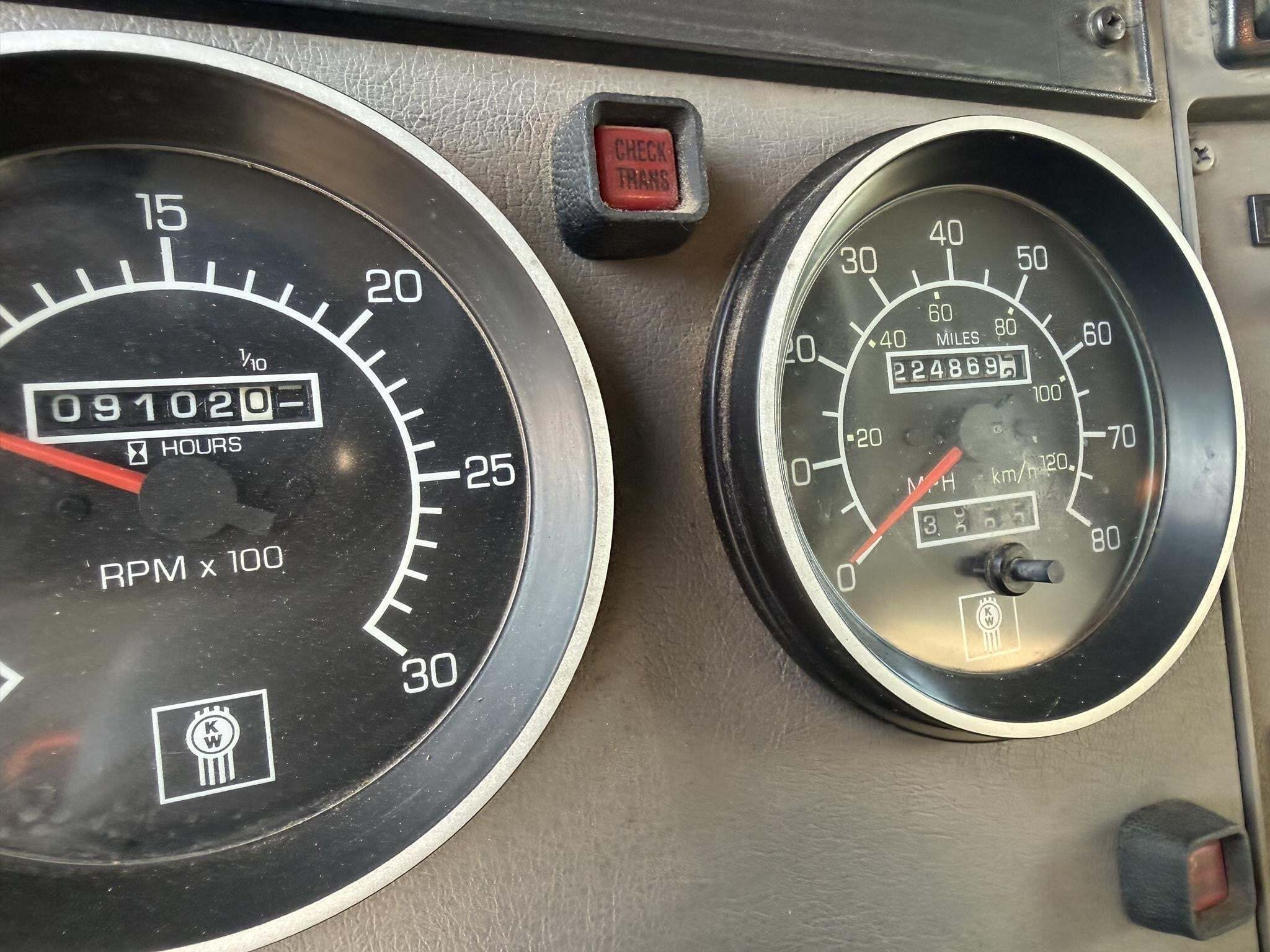 2010 Kenworth T370 Miscellaneous