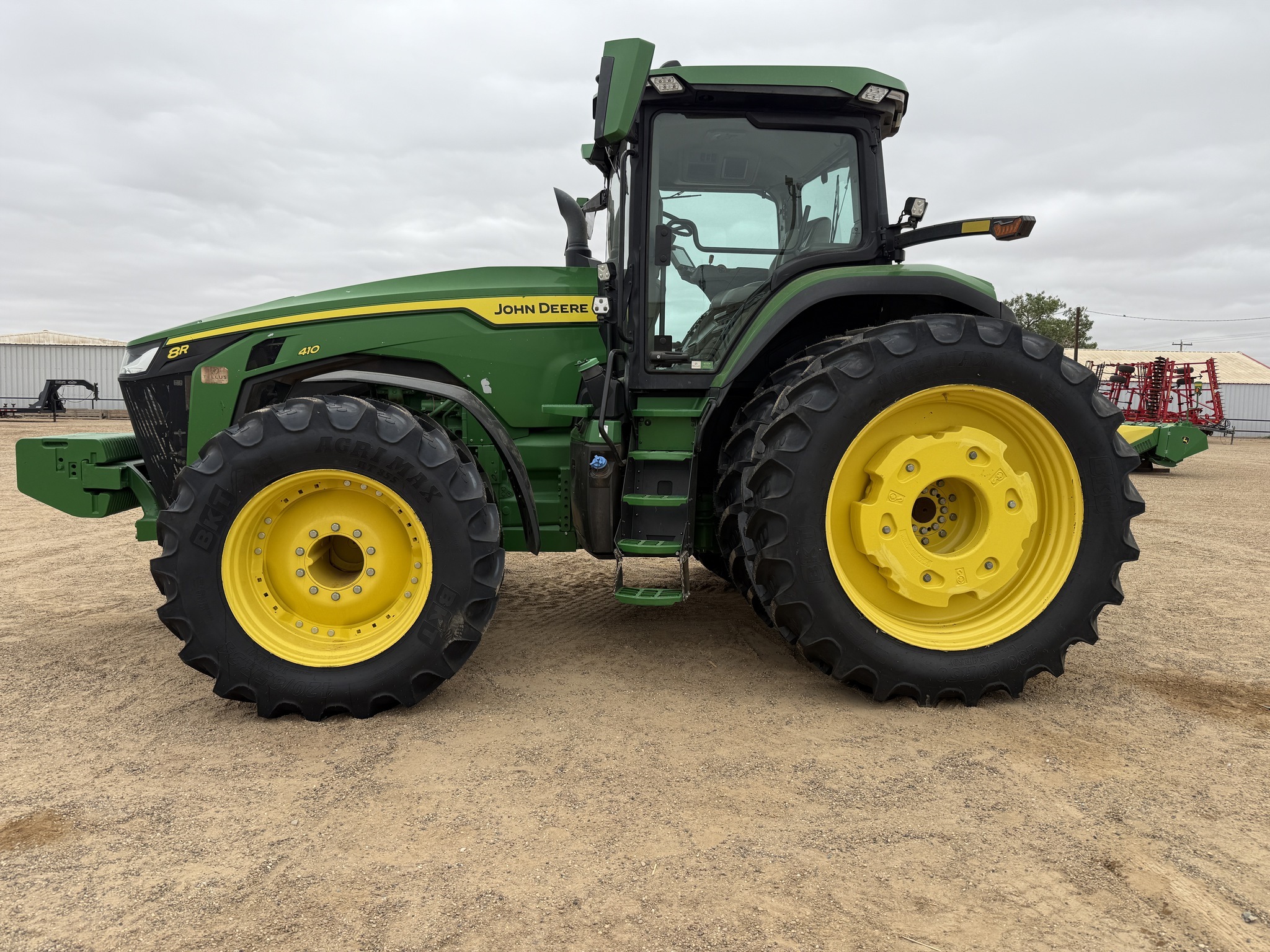 2021 John Deere 8R 410 Tractor