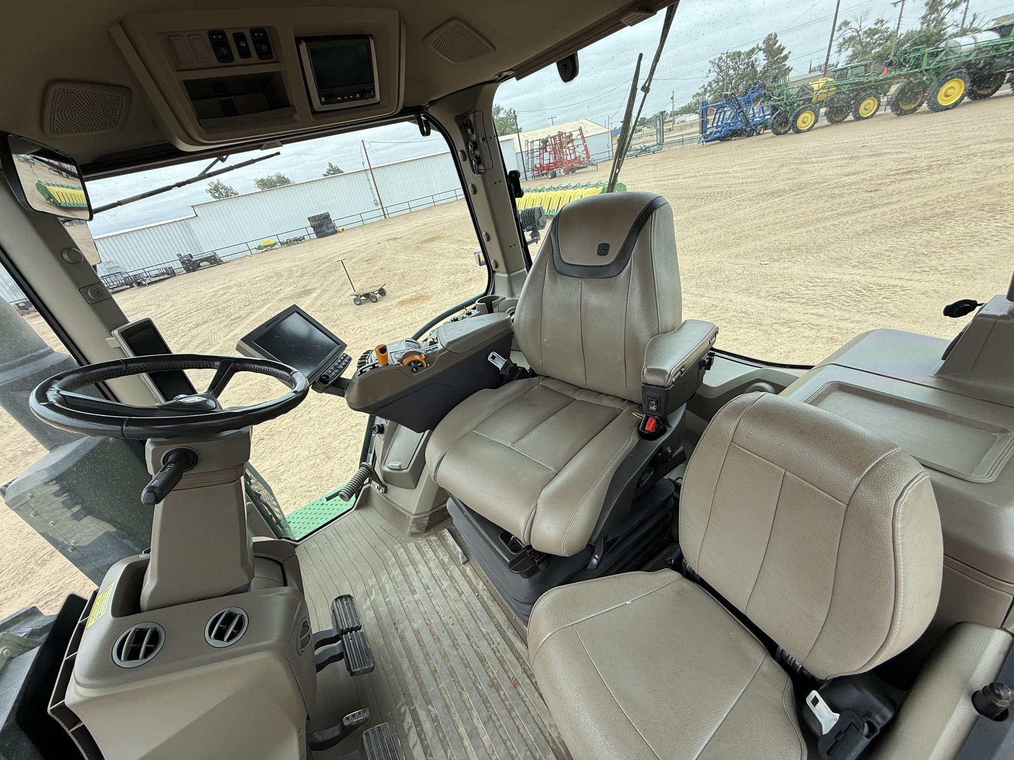 2021 John Deere 8R 410 Tractor