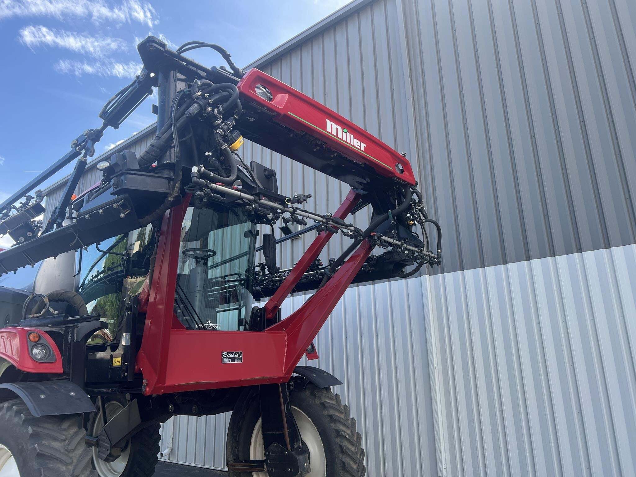 2020 Miller NITRO 7310 Self-Propelled Sprayer