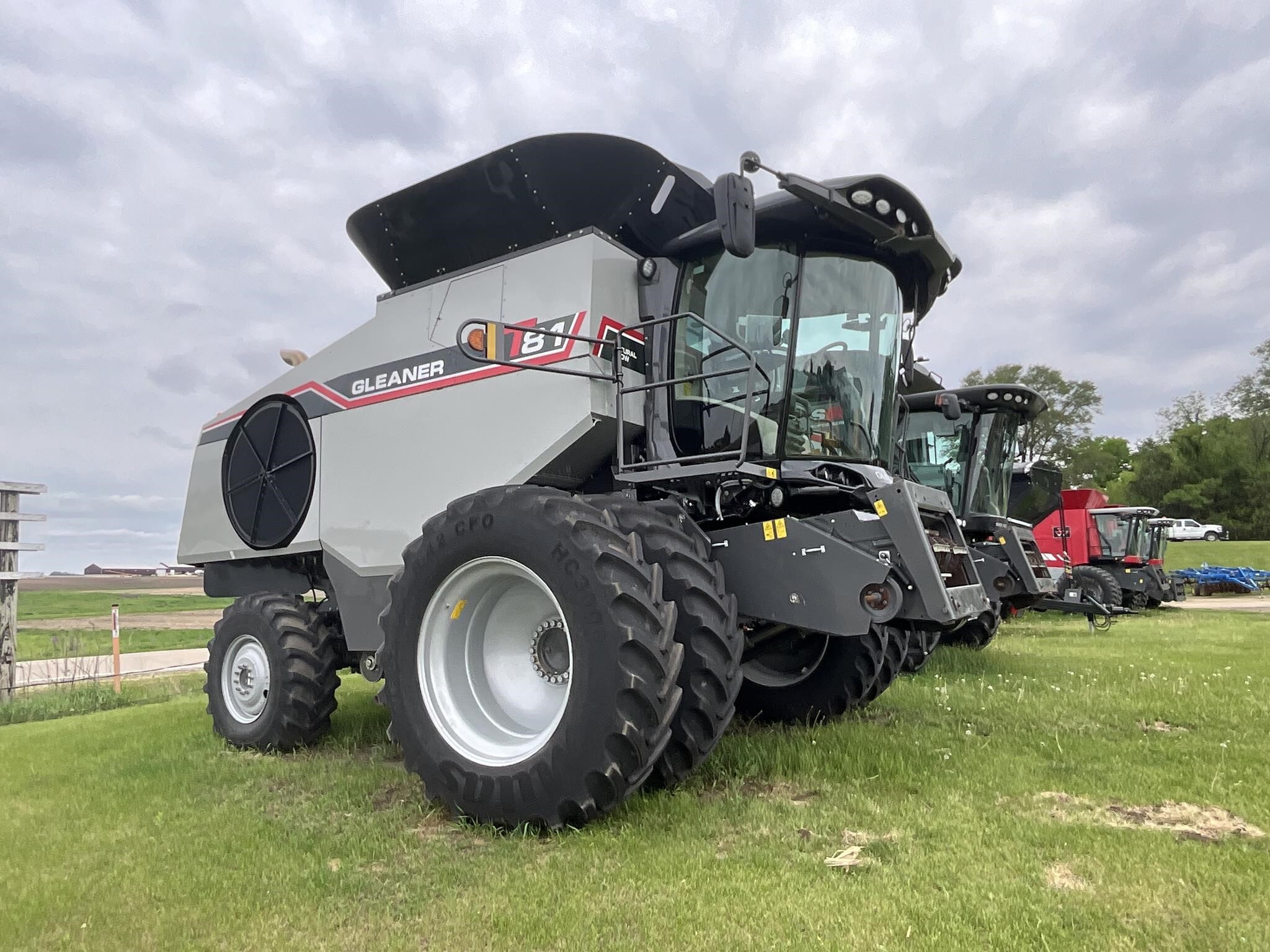 2025 Gleaner T81 Combine
