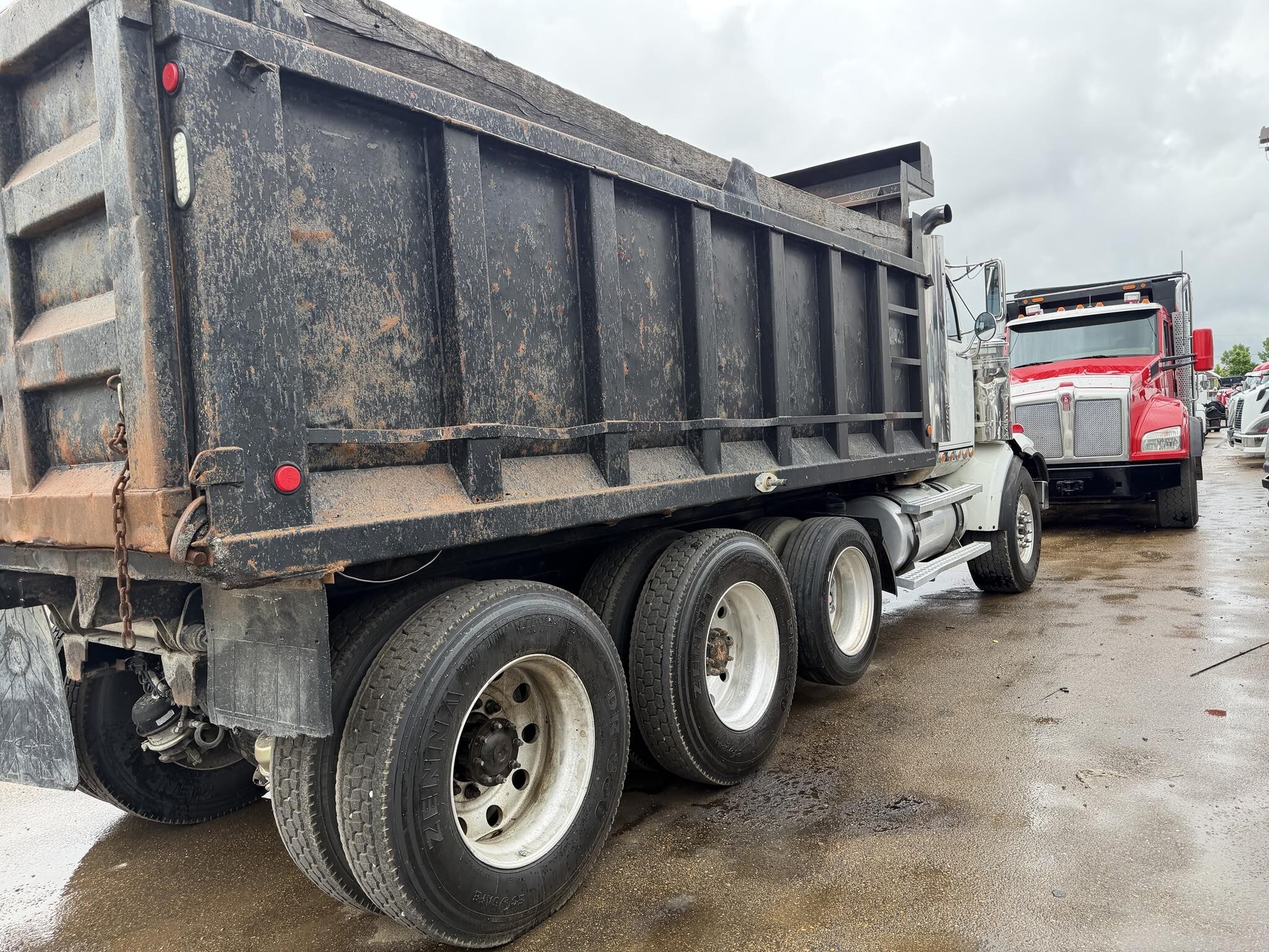 2004 Western Star 4900FA Semi Trucks/Trailer