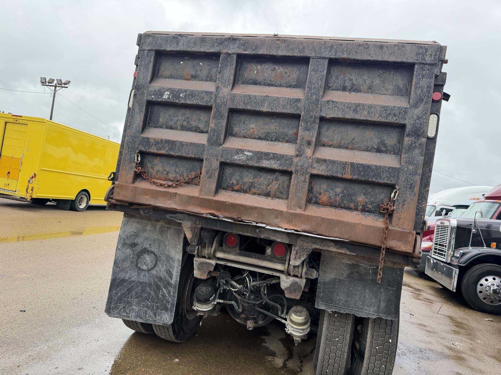 2004 Western Star 4900FA Semi Trucks/Trailer