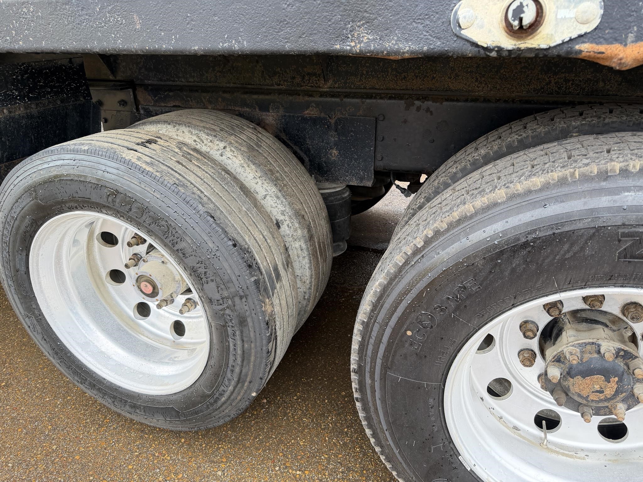 2004 Western Star 4900FA Semi Trucks/Trailer