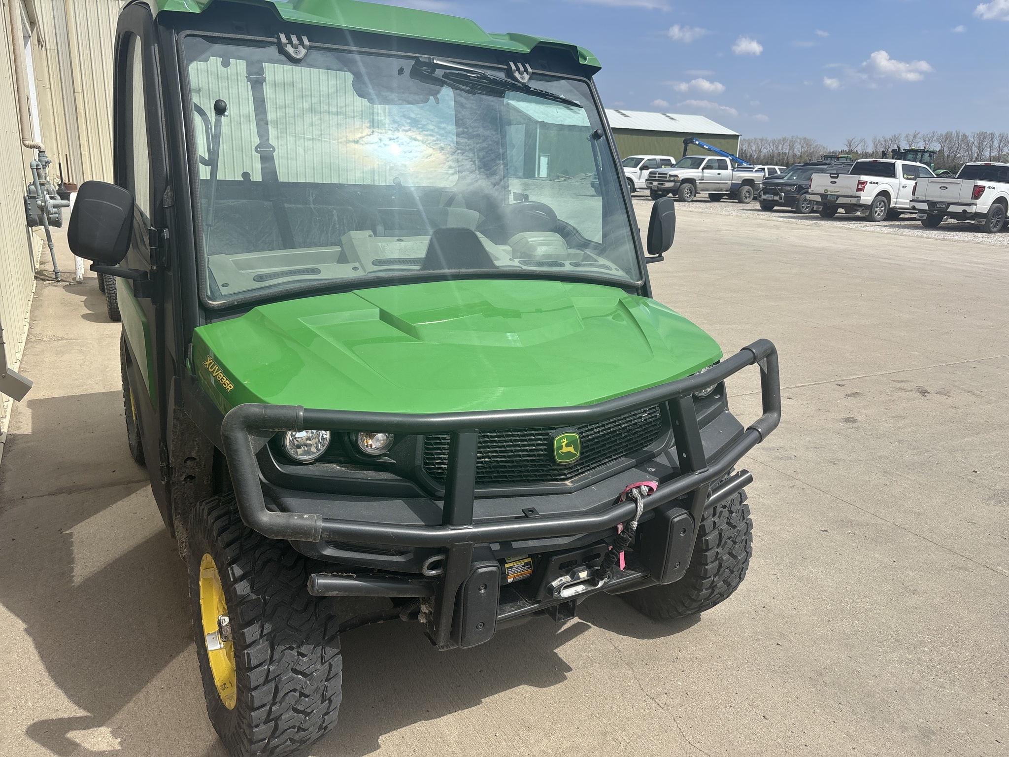 2023 John Deere 835R ATVs and Utility Vehicle