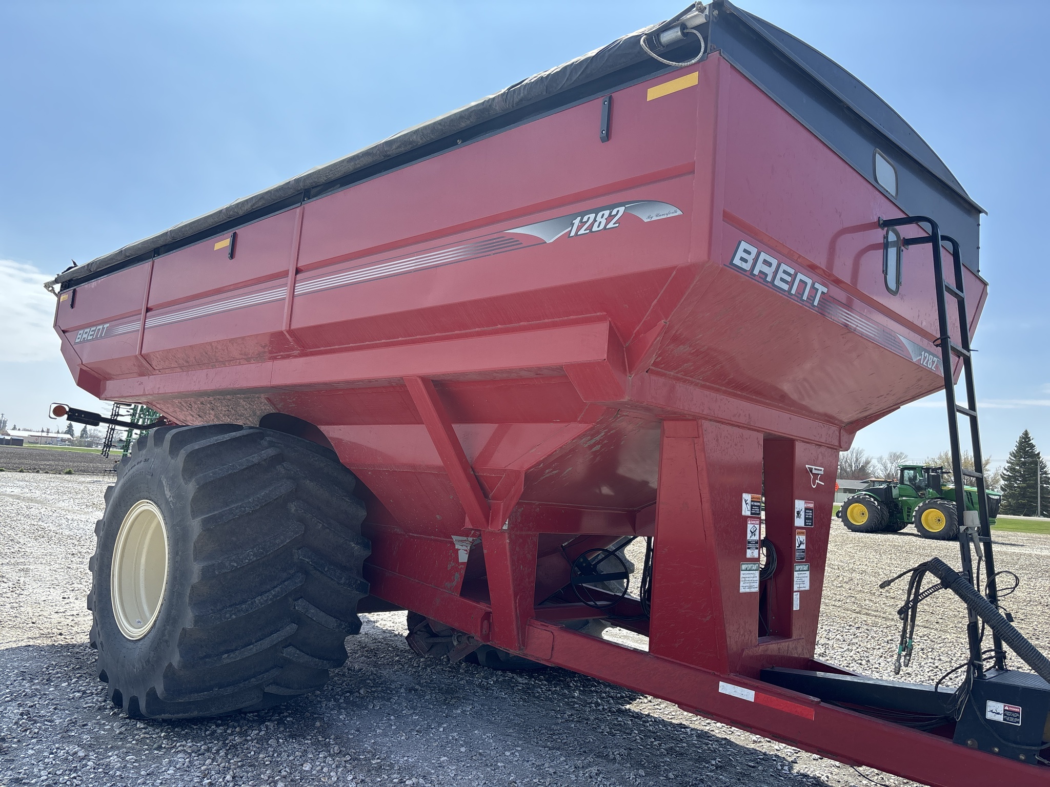 2013 Brent 1282 Grain Cart