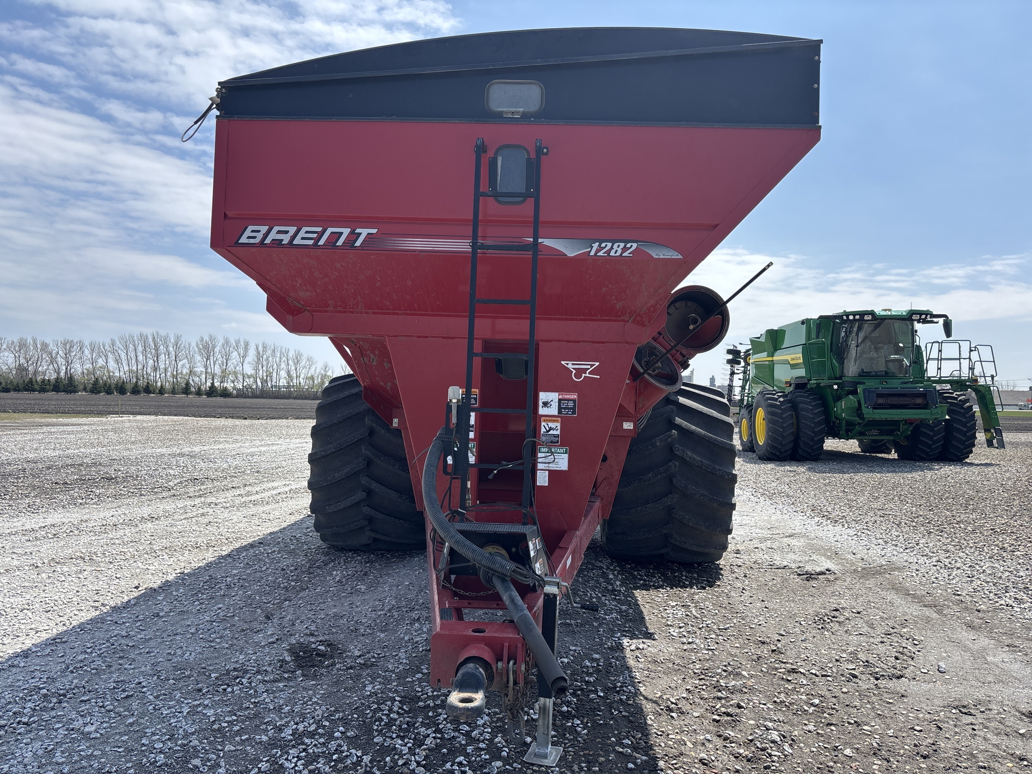 2013 Brent 1282 Grain Cart