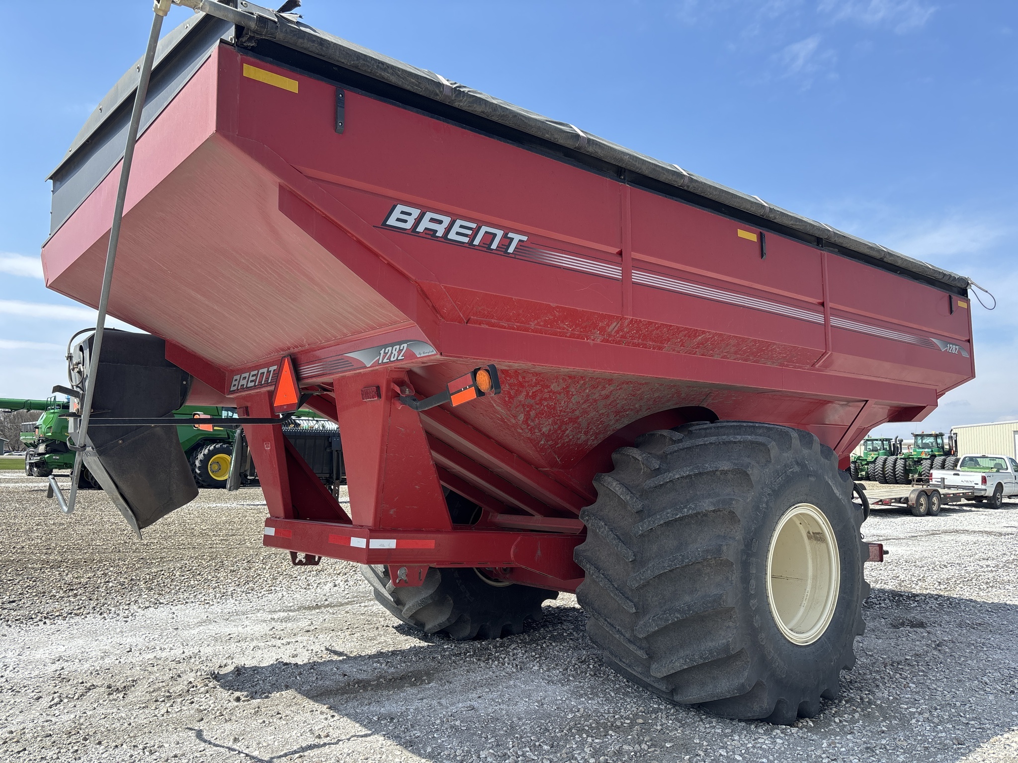 2013 Brent 1282 Grain Cart