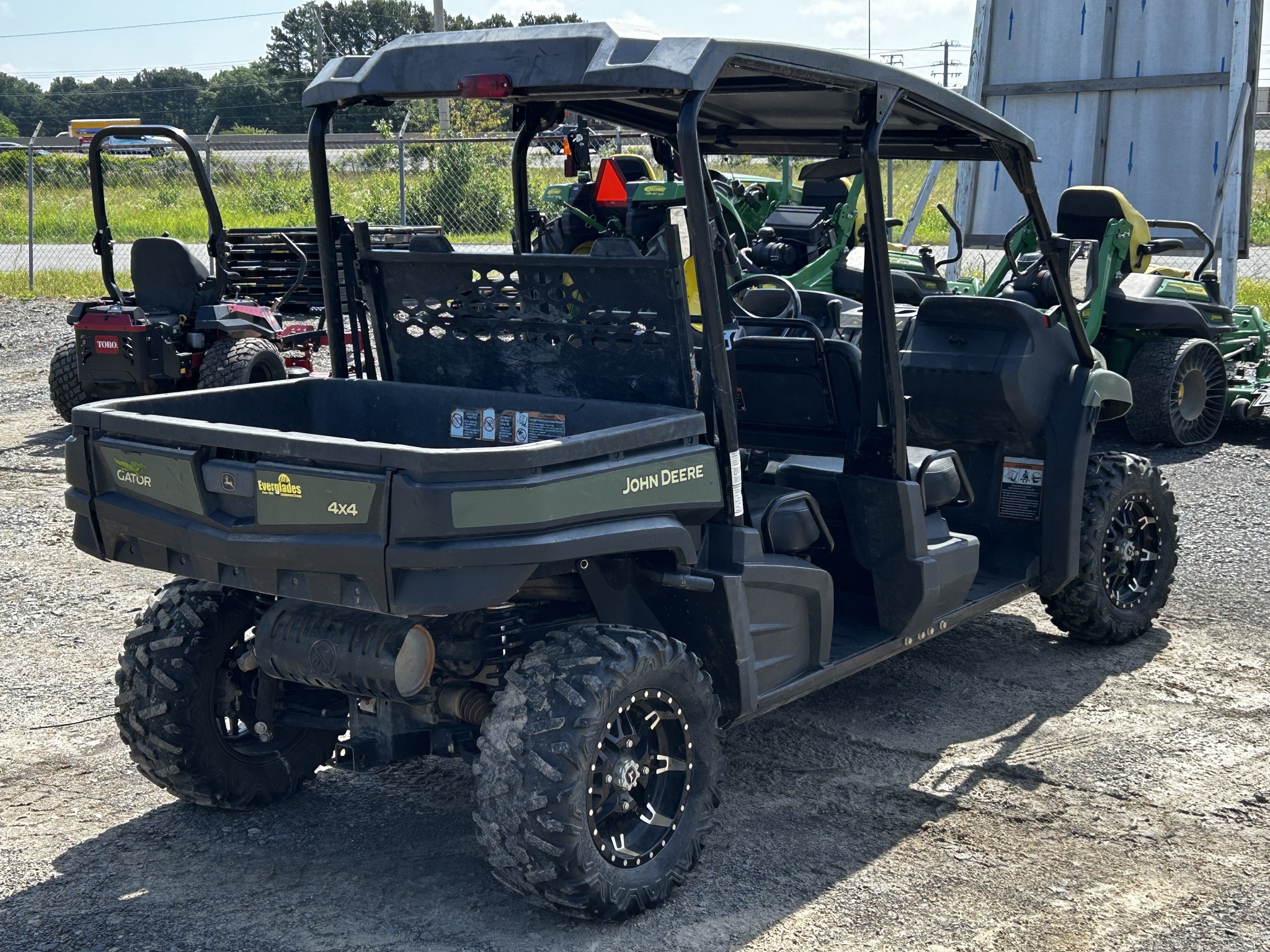 2021 John Deere XUV590M ATVs and Utility Vehicle