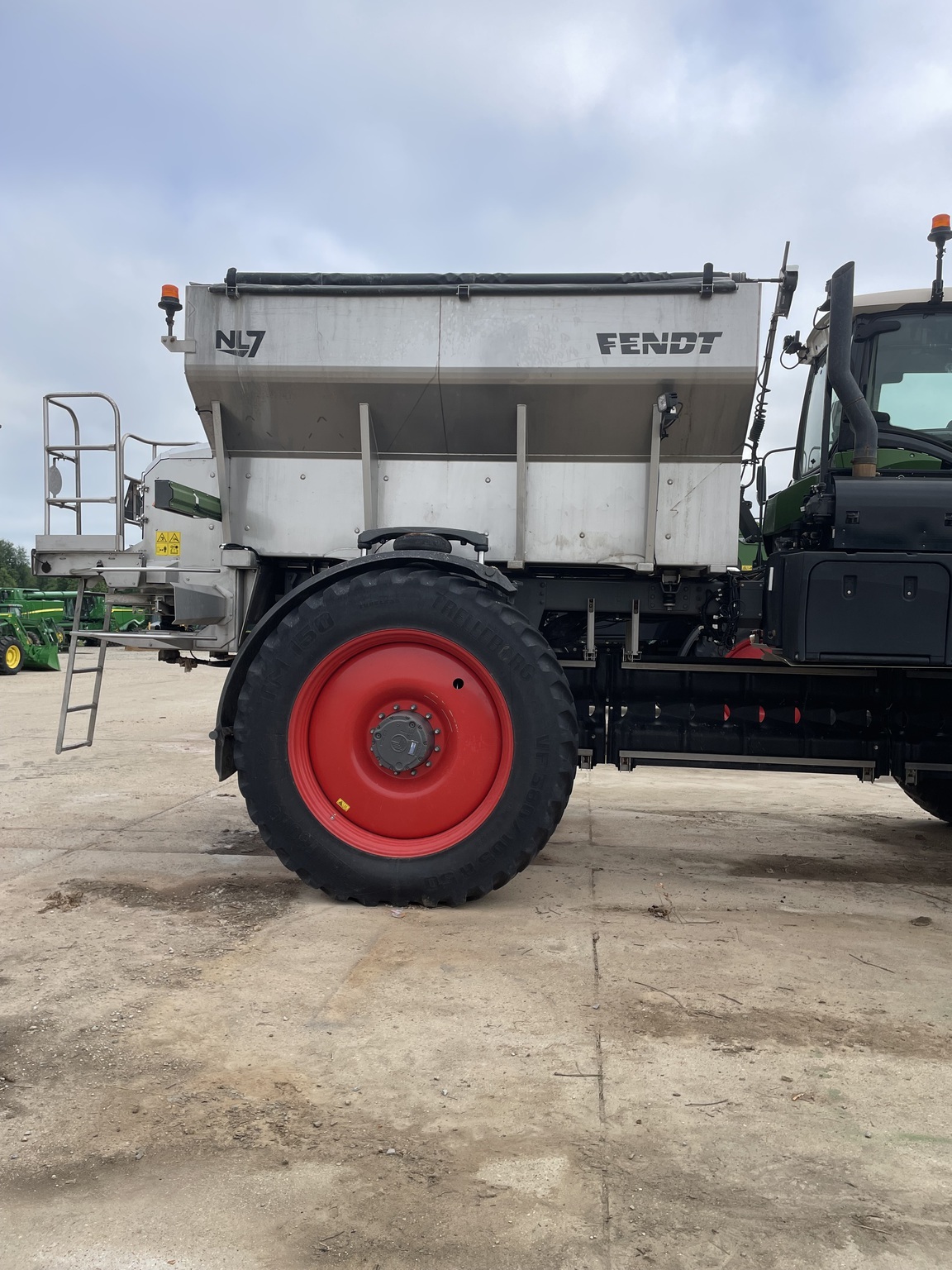 2025 Fendt RG937H Self-Propelled Sprayer