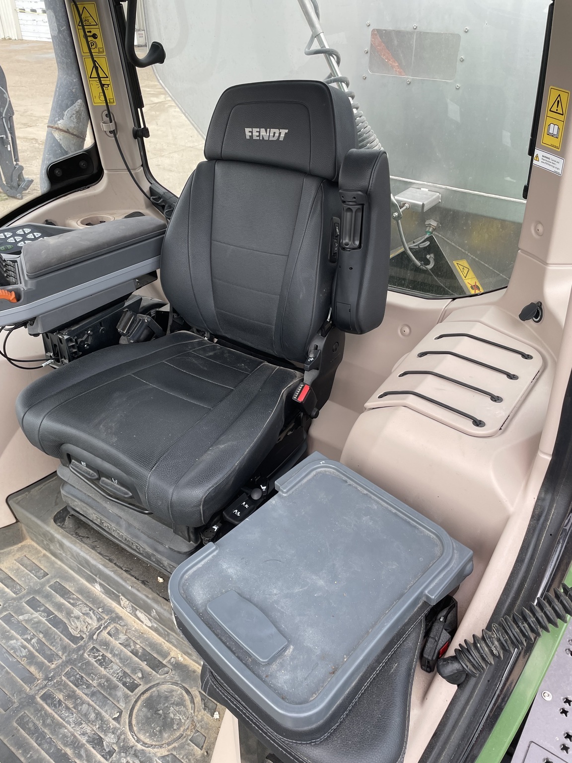 2025 Fendt RG937H Self-Propelled Sprayer