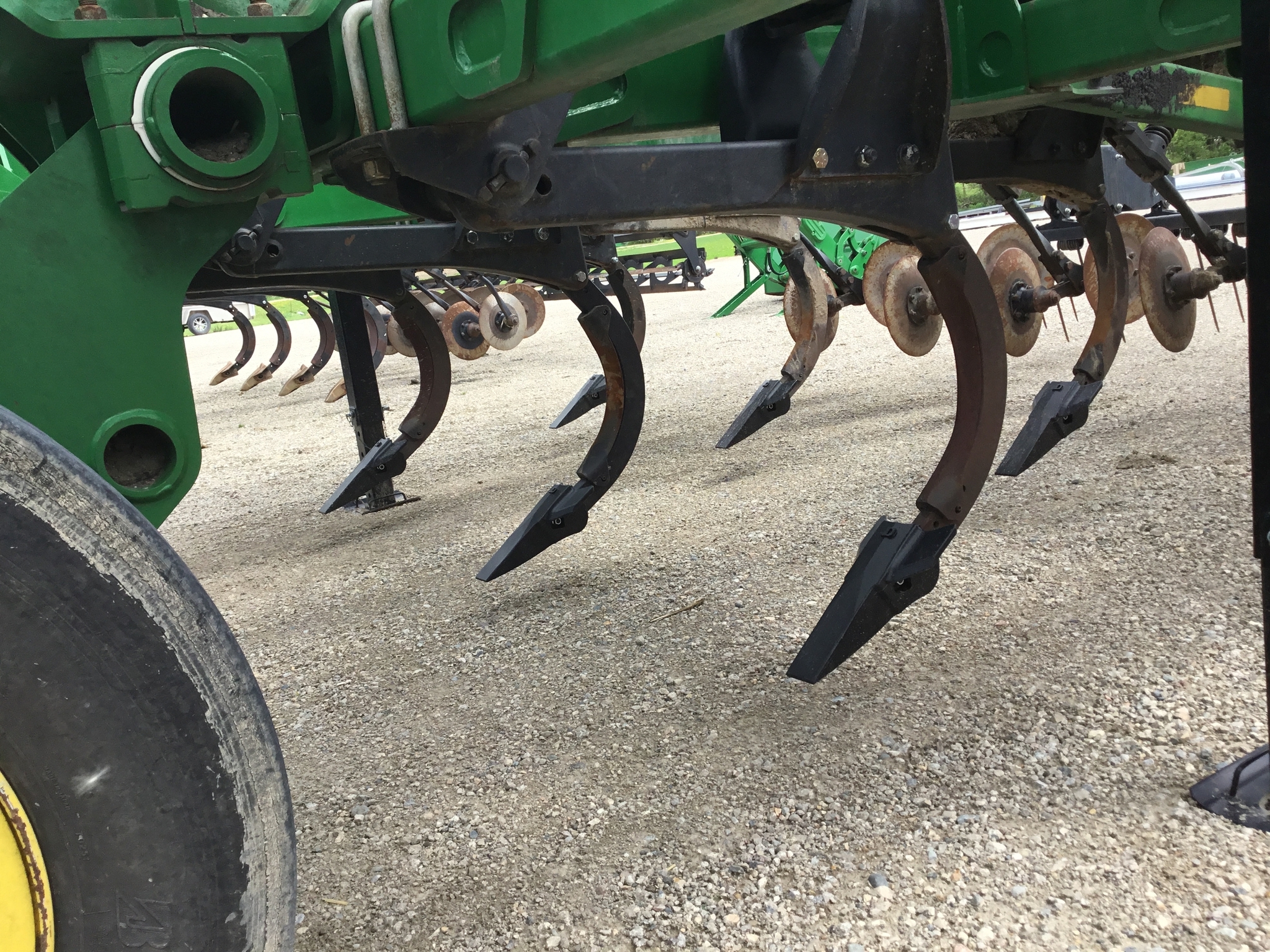 2018 John Deere 2730 Disk Chisel