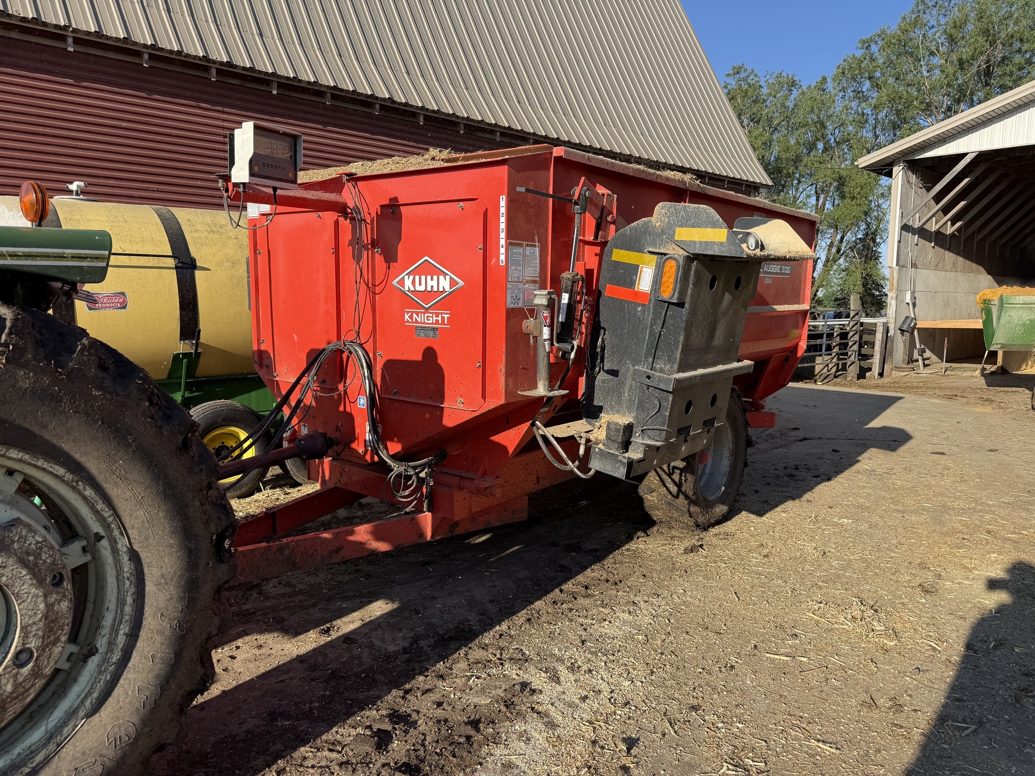 2020 Kuhn Knight 3130 Grinders and Mixer
