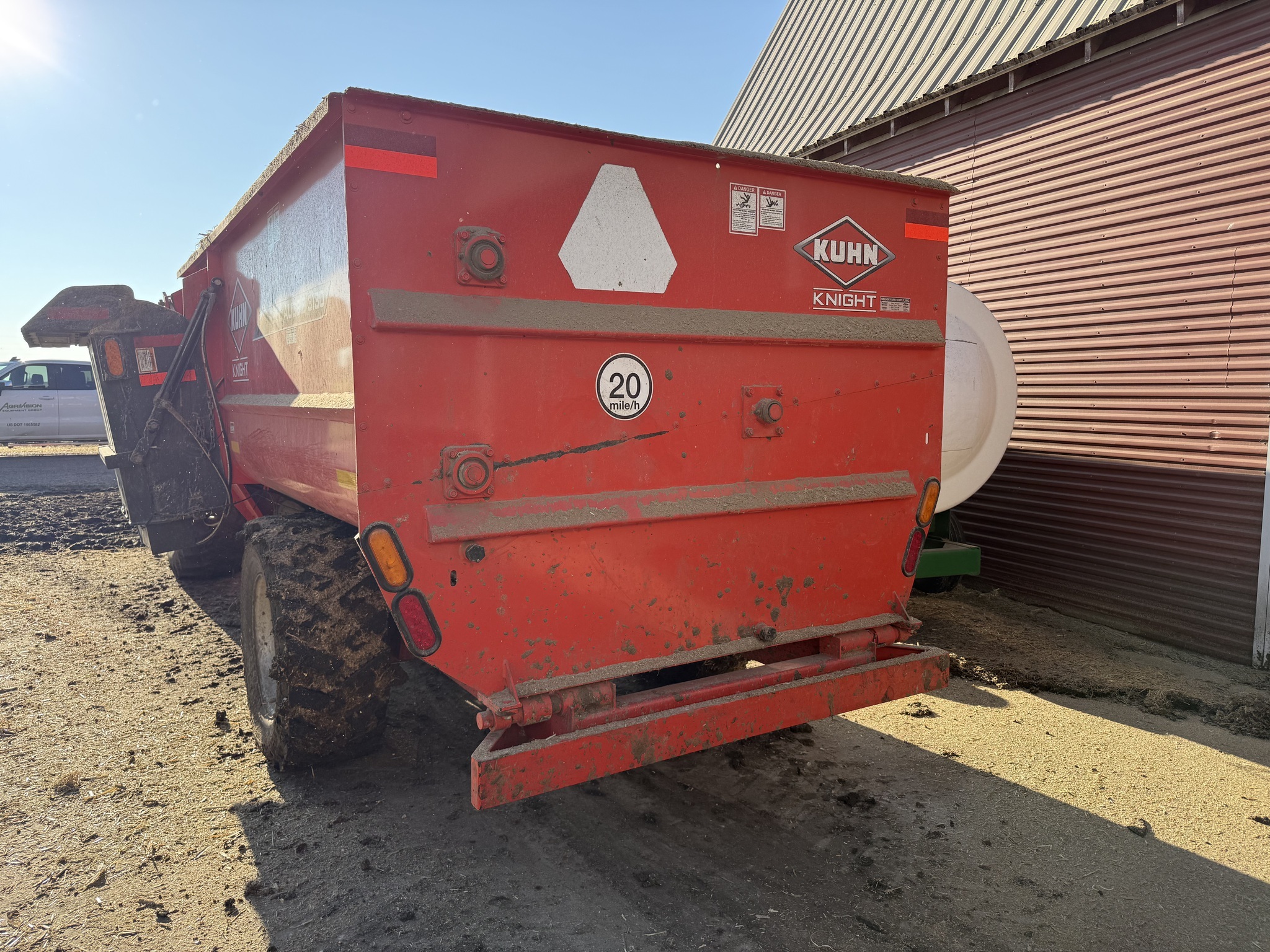 2020 Kuhn Knight 3130 Grinders and Mixer