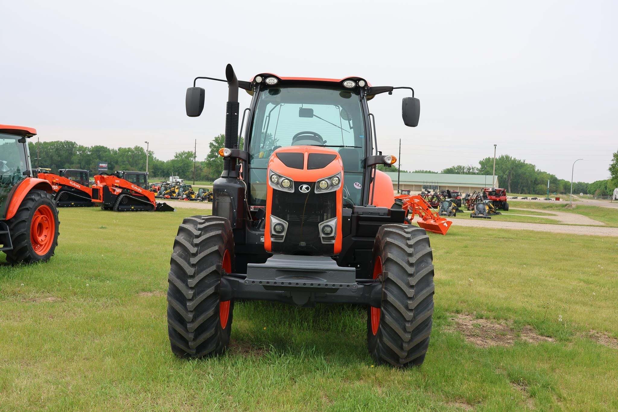 2024 Kubota M7-154 DELUXE Tractor