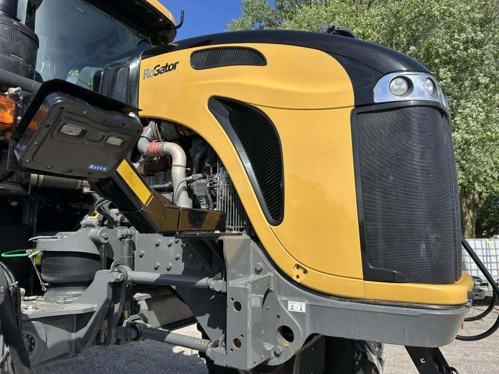  ROGATOR RG1300C Self-Propelled Sprayer