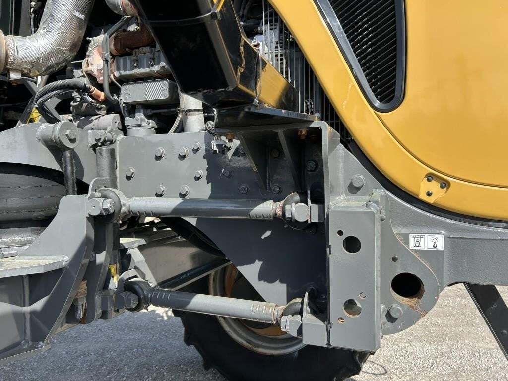  ROGATOR RG1300C Self-Propelled Sprayer