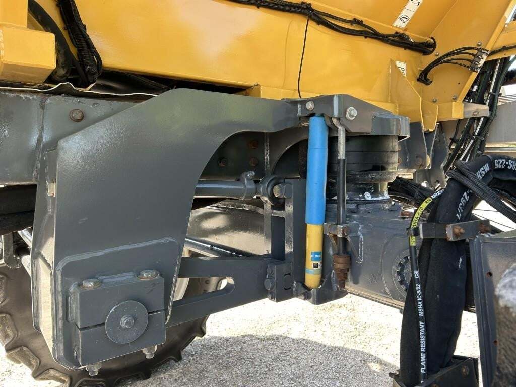  ROGATOR RG1300C Self-Propelled Sprayer