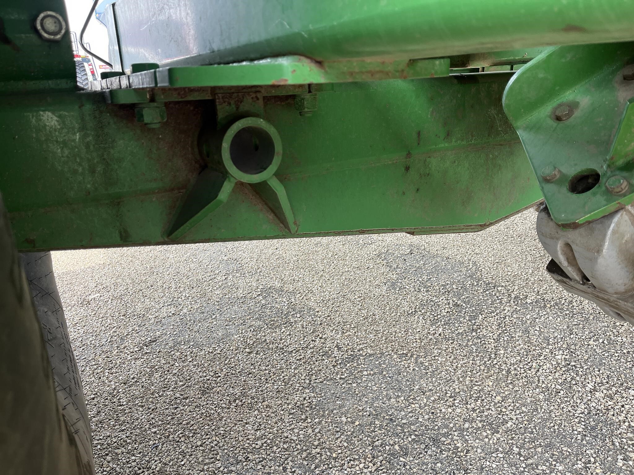 2011 J&M 1051-22S Grain Cart