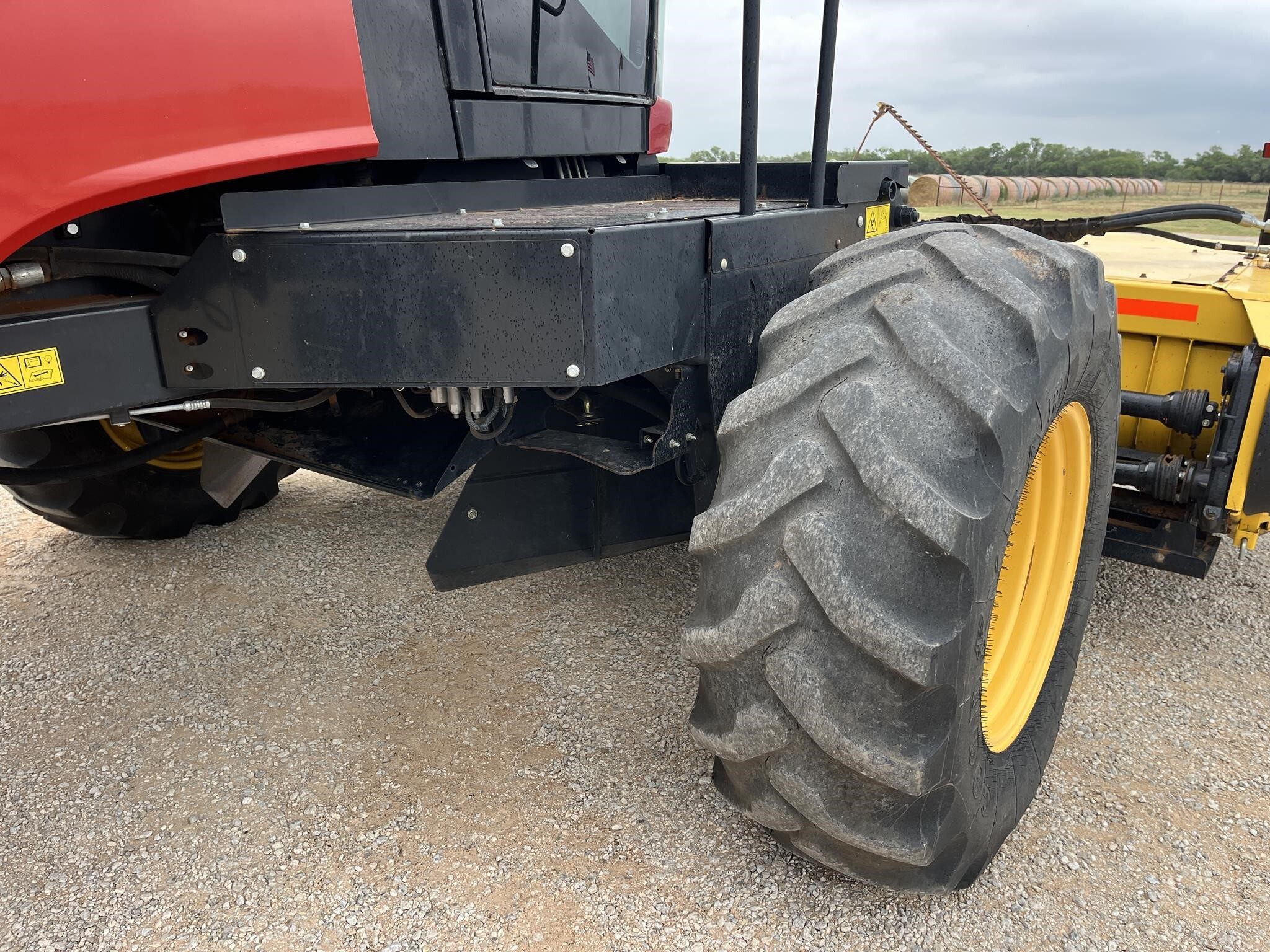 2019 New Holland Speedrower 220 Self-Propelled Windrowers and Swather