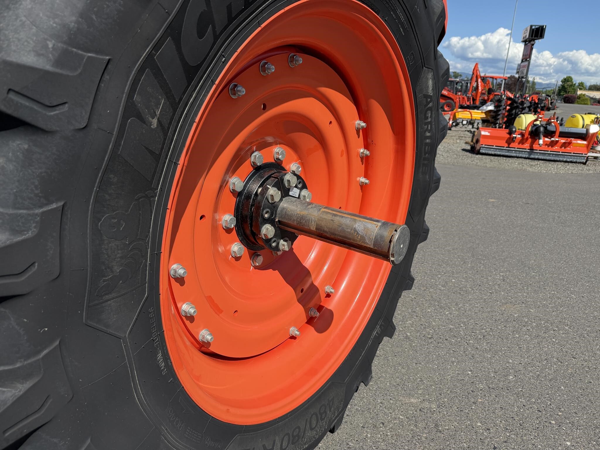 2022 Kubota M7-152 PREMIUM Tractor