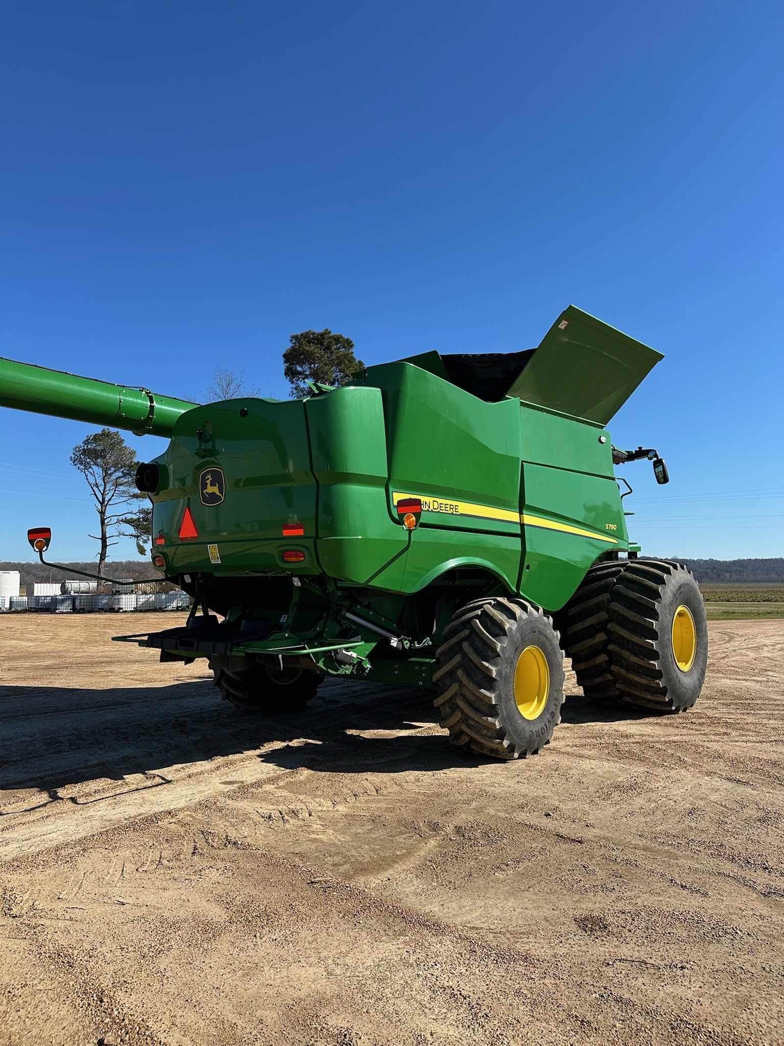 2023 John Deere S790 PRWD Combine