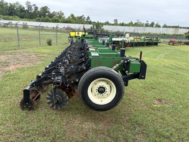  Unverferth 310 Strip-Till
