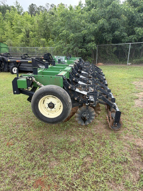  Unverferth 310 Strip-Till