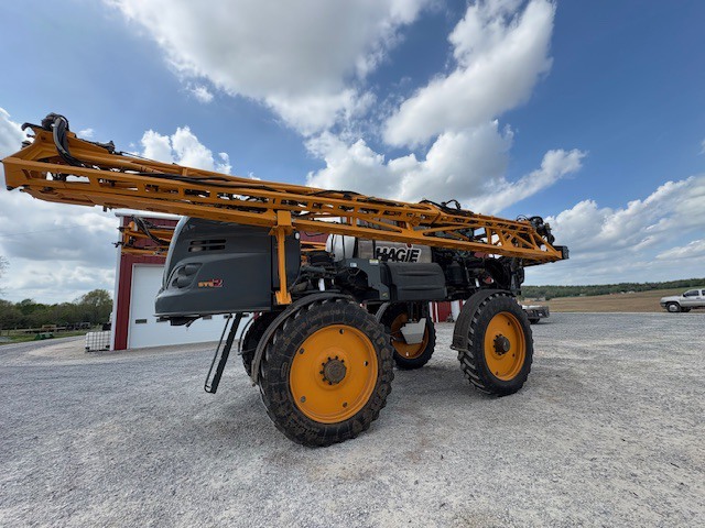 2016 Hagie STS12 Self-Propelled Sprayer