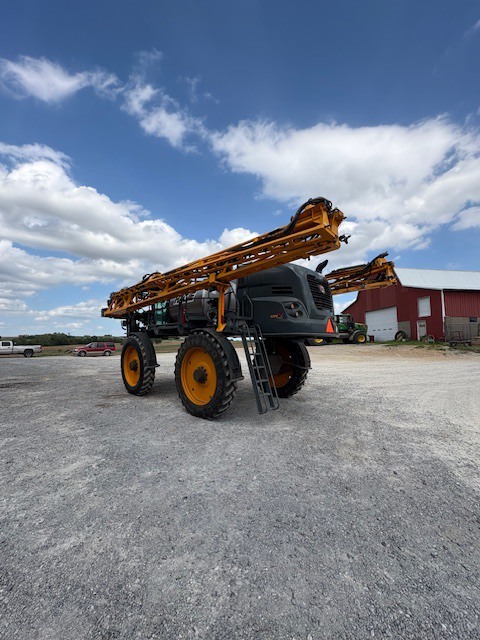 2016 Hagie STS12 Self-Propelled Sprayer