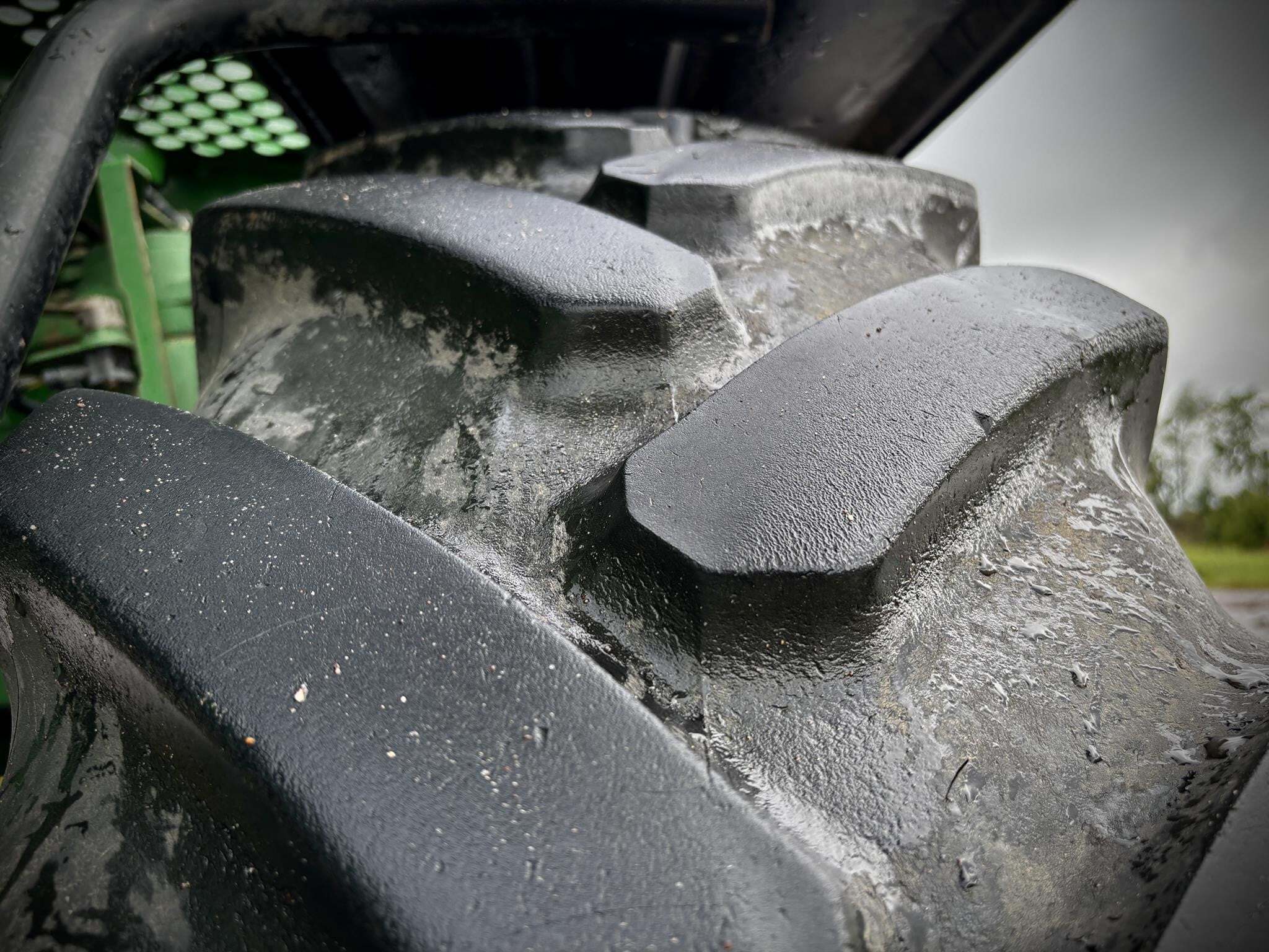 2018 John Deere R4045 Self-Propelled Sprayer