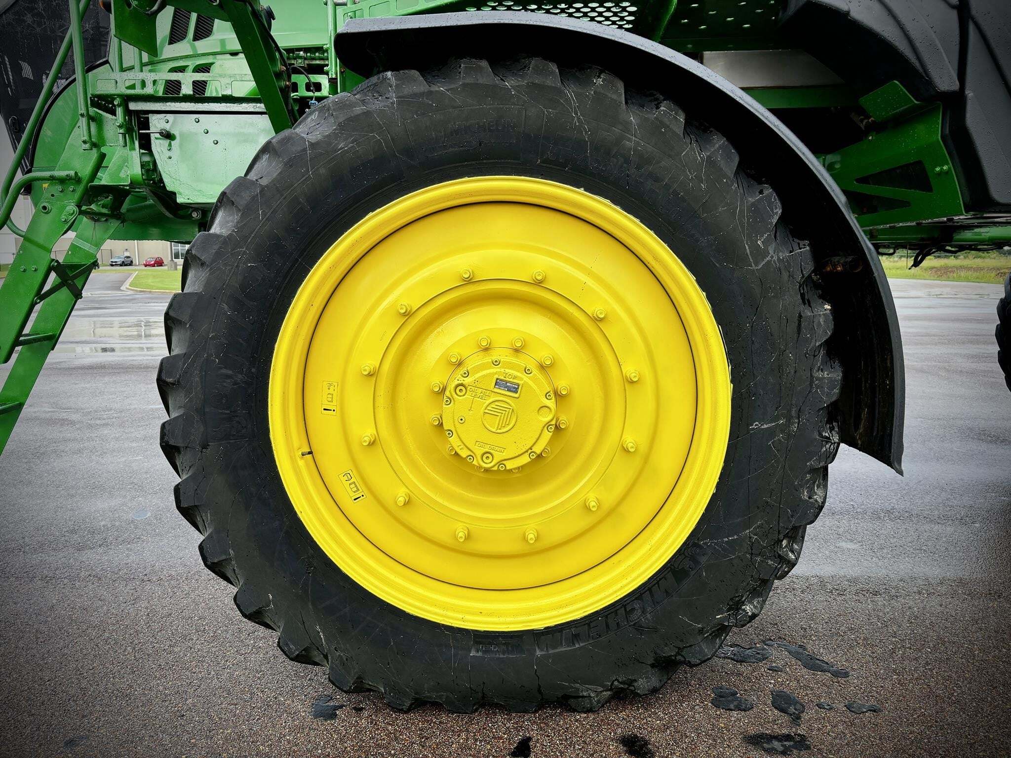 2018 John Deere R4045 Self-Propelled Sprayer
