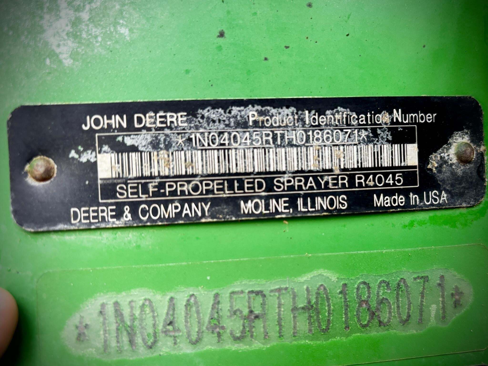 2018 John Deere R4045 Self-Propelled Sprayer