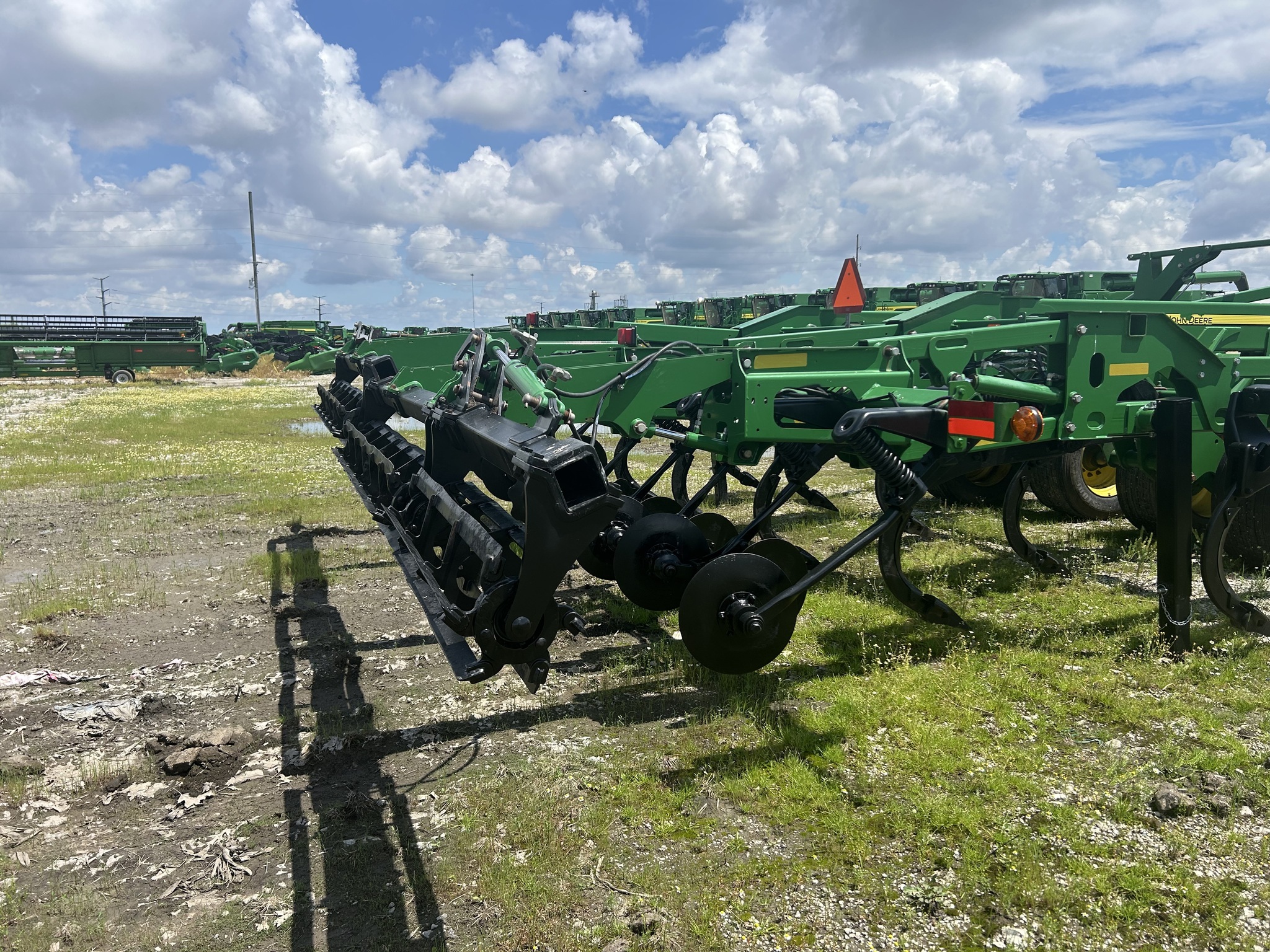2015 John Deere 2730 Disk Chisel