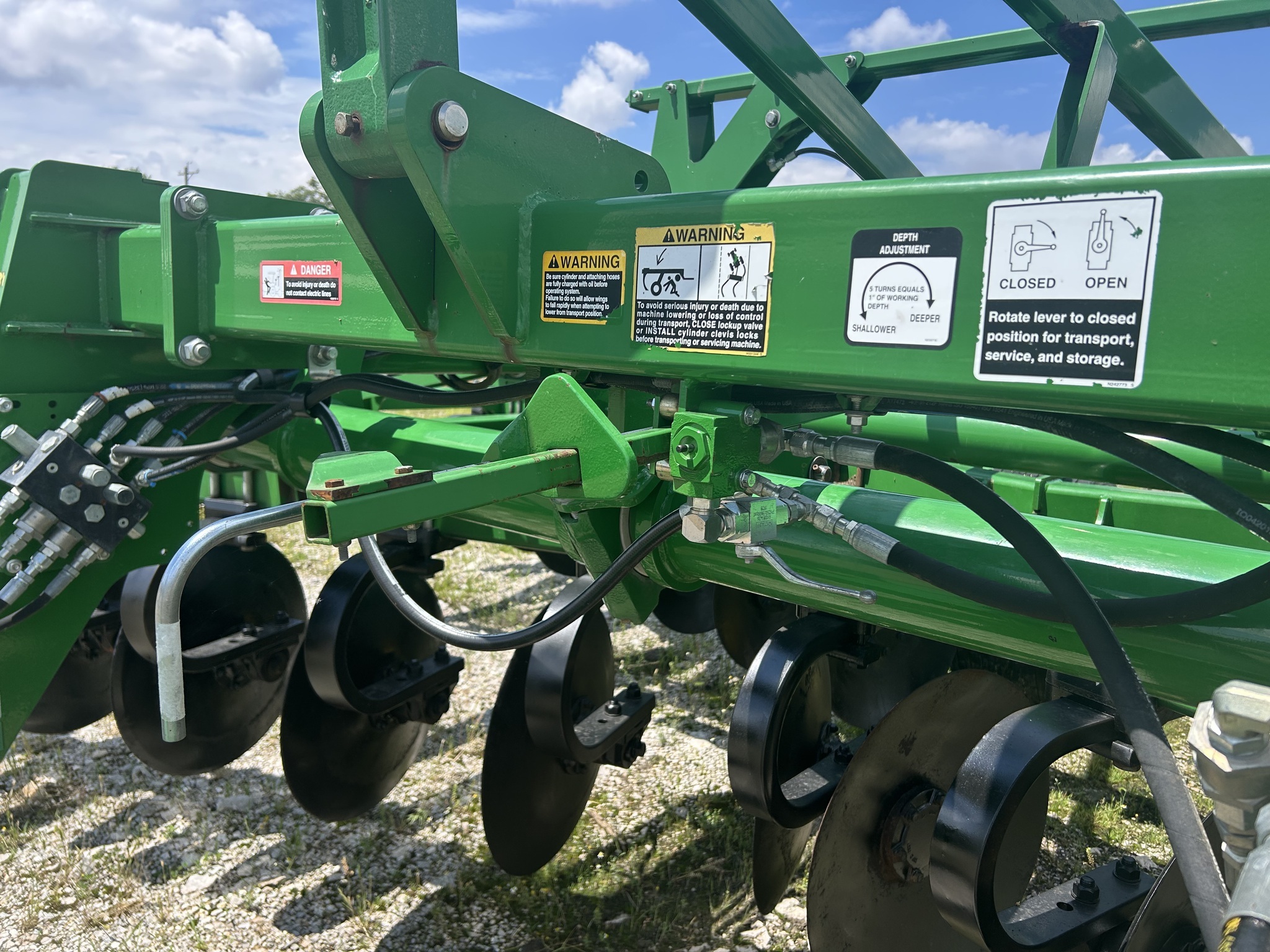 2015 John Deere 2730 Disk Chisel