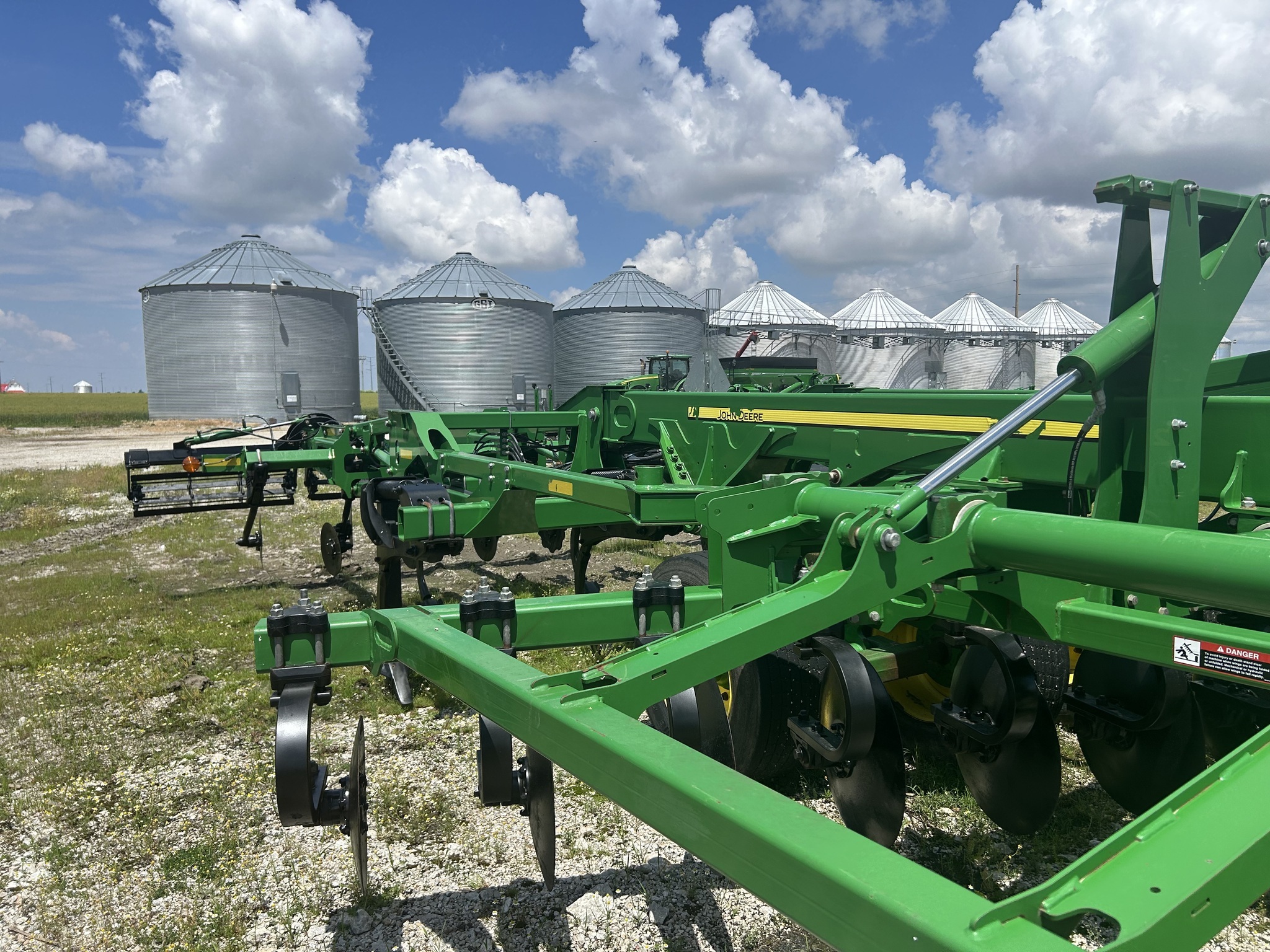 2015 John Deere 2730 Disk Chisel