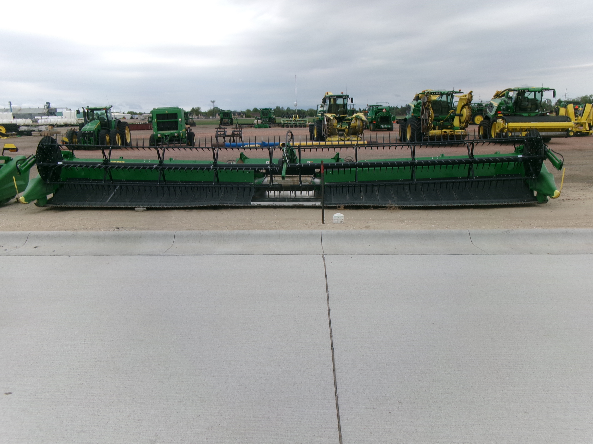 2024 John Deere HD40F Platform