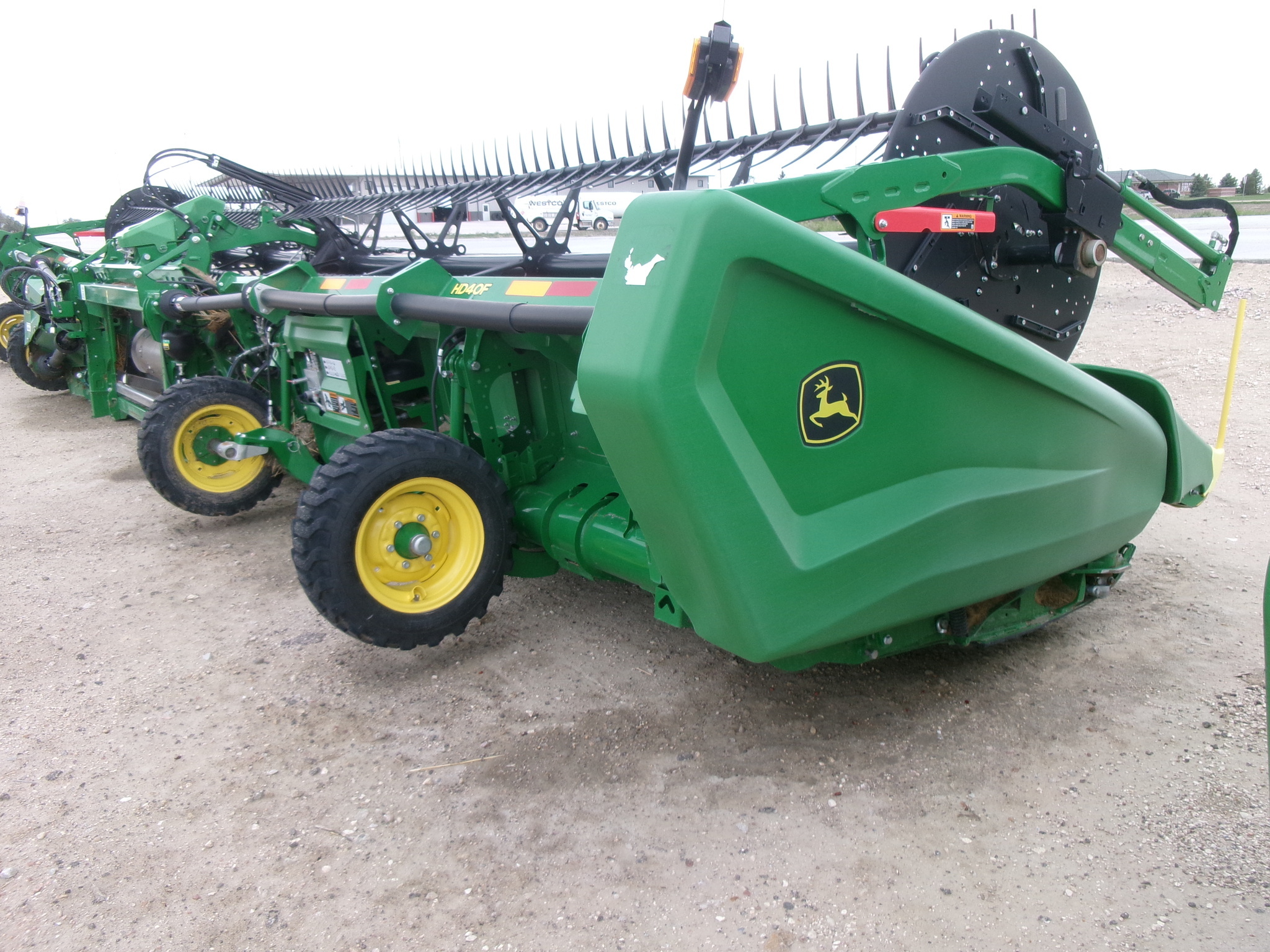 2024 John Deere HD40F Platform