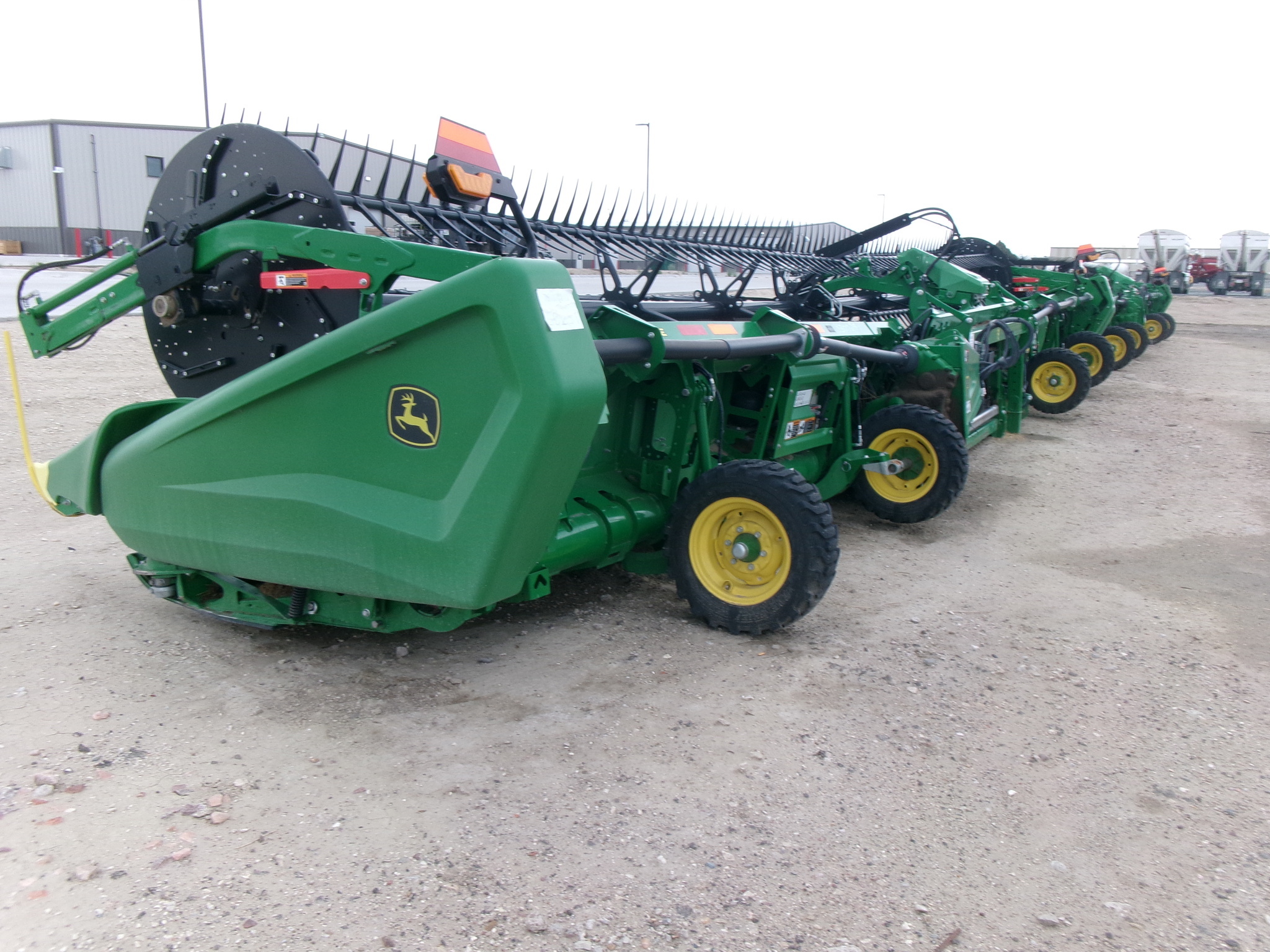 2024 John Deere HD40F Platform