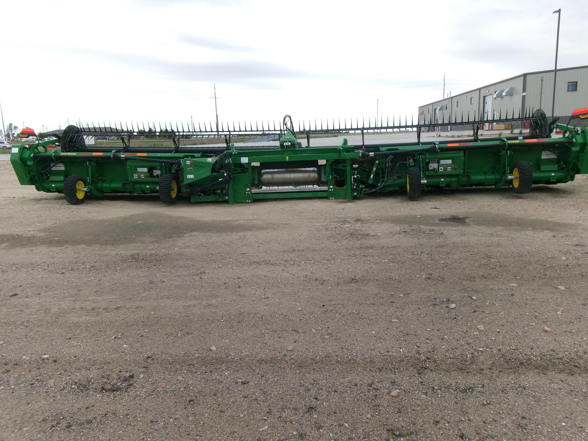 2024 John Deere HD40F Platform