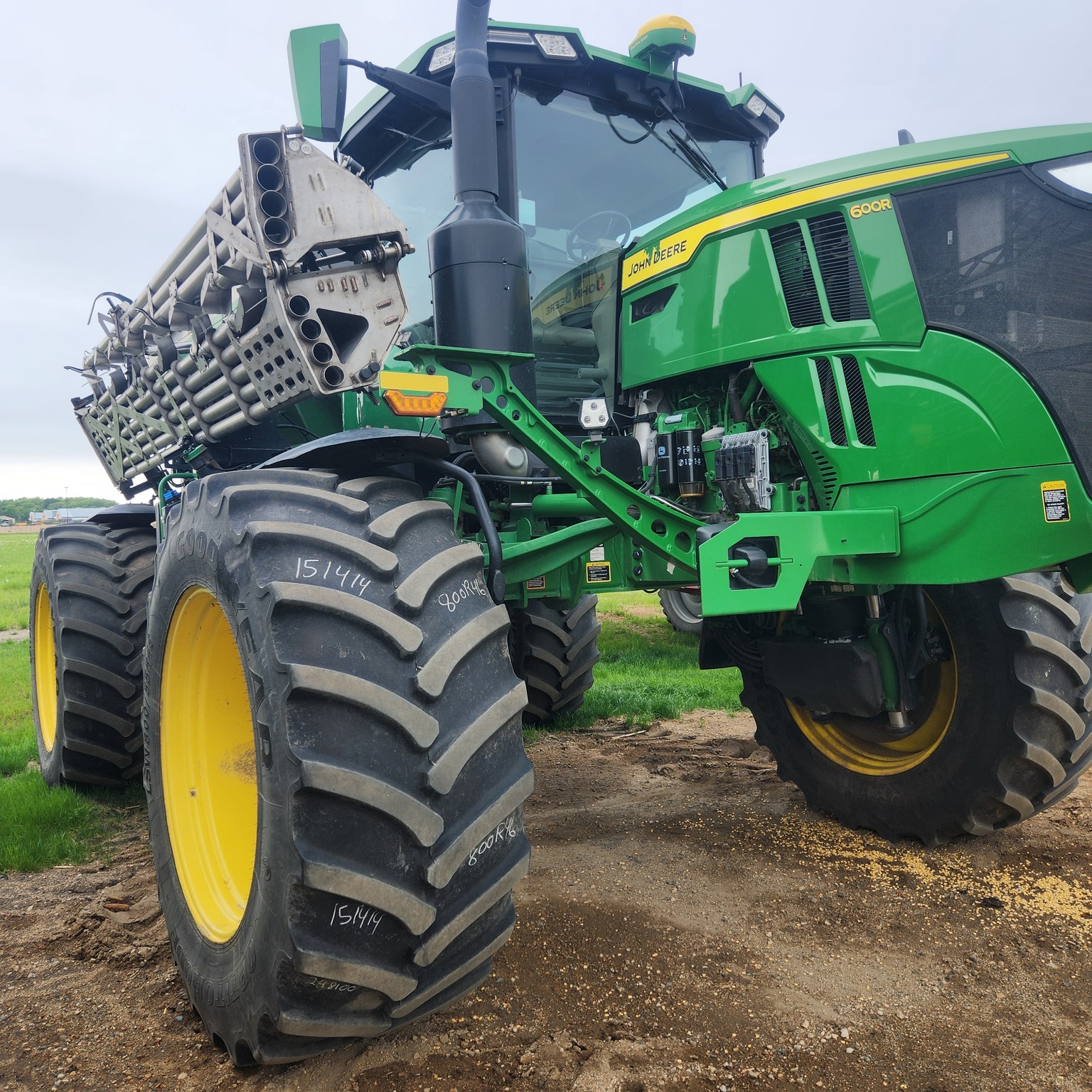 2022 John Deere 600R Loader and Skid Steer Attachment - $339,900 ...