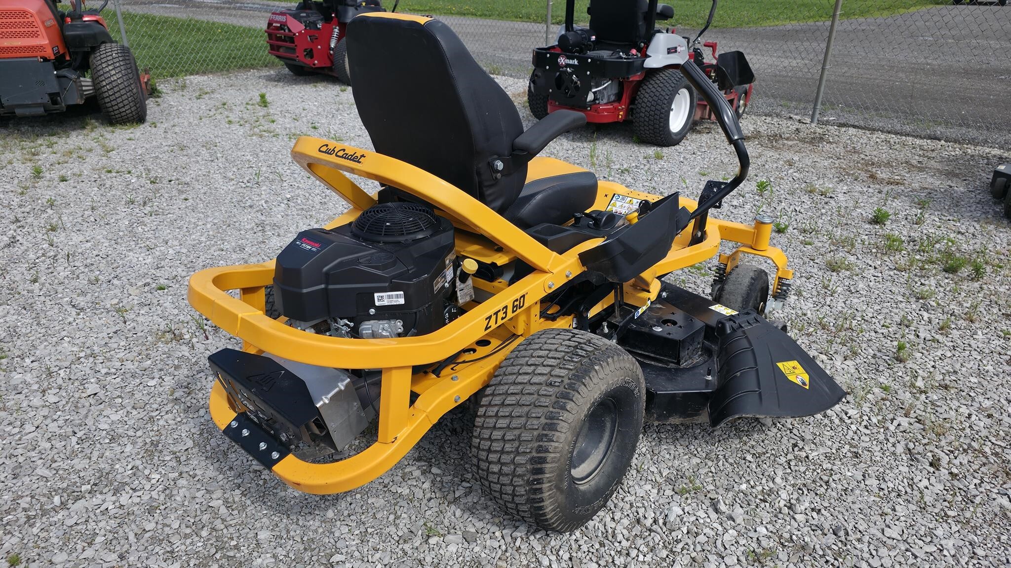 2023 Cub Cadet ULTIMA ZT3 60 Lawn Mower