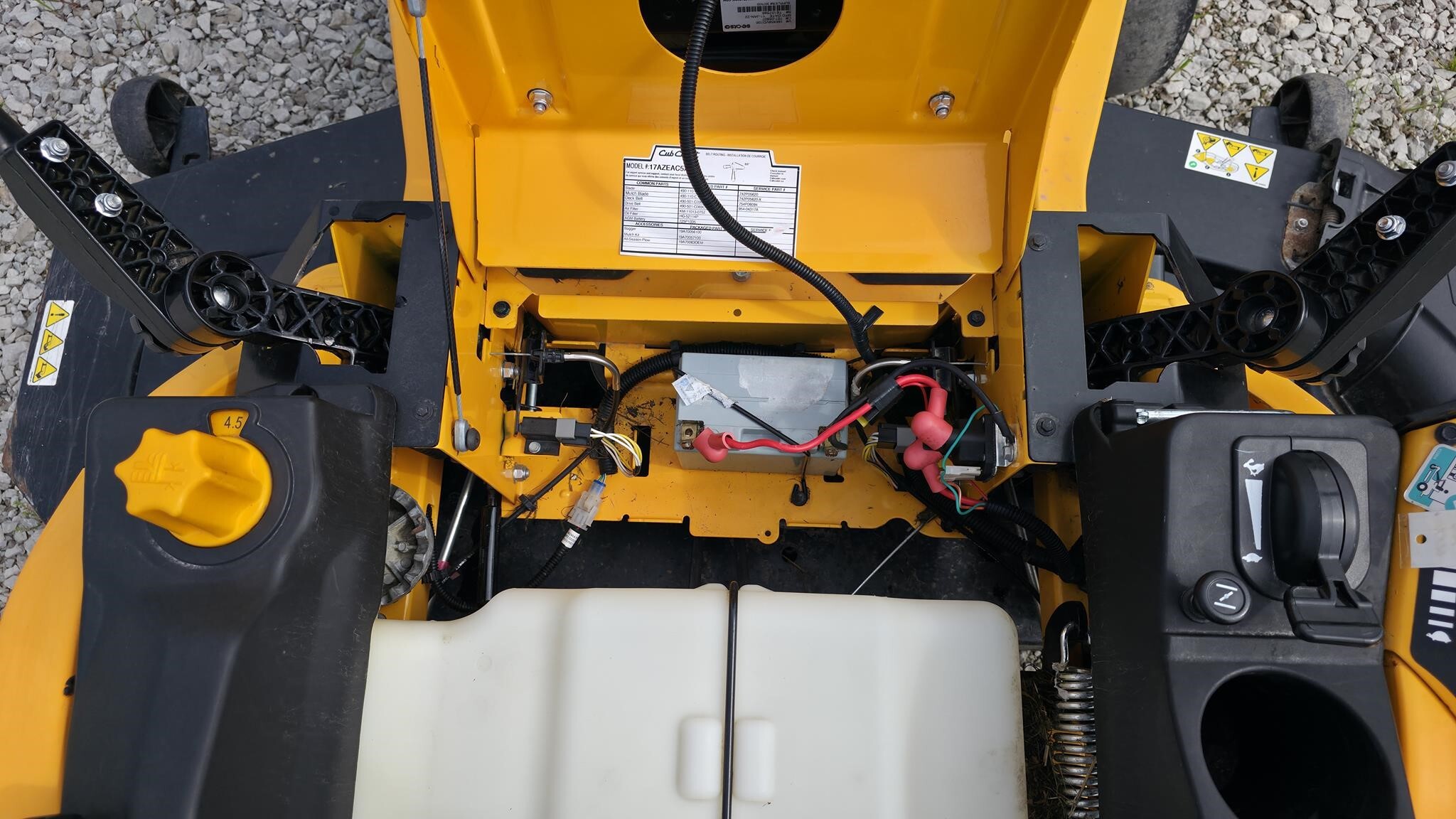 2023 Cub Cadet ULTIMA ZT3 60 Lawn Mower