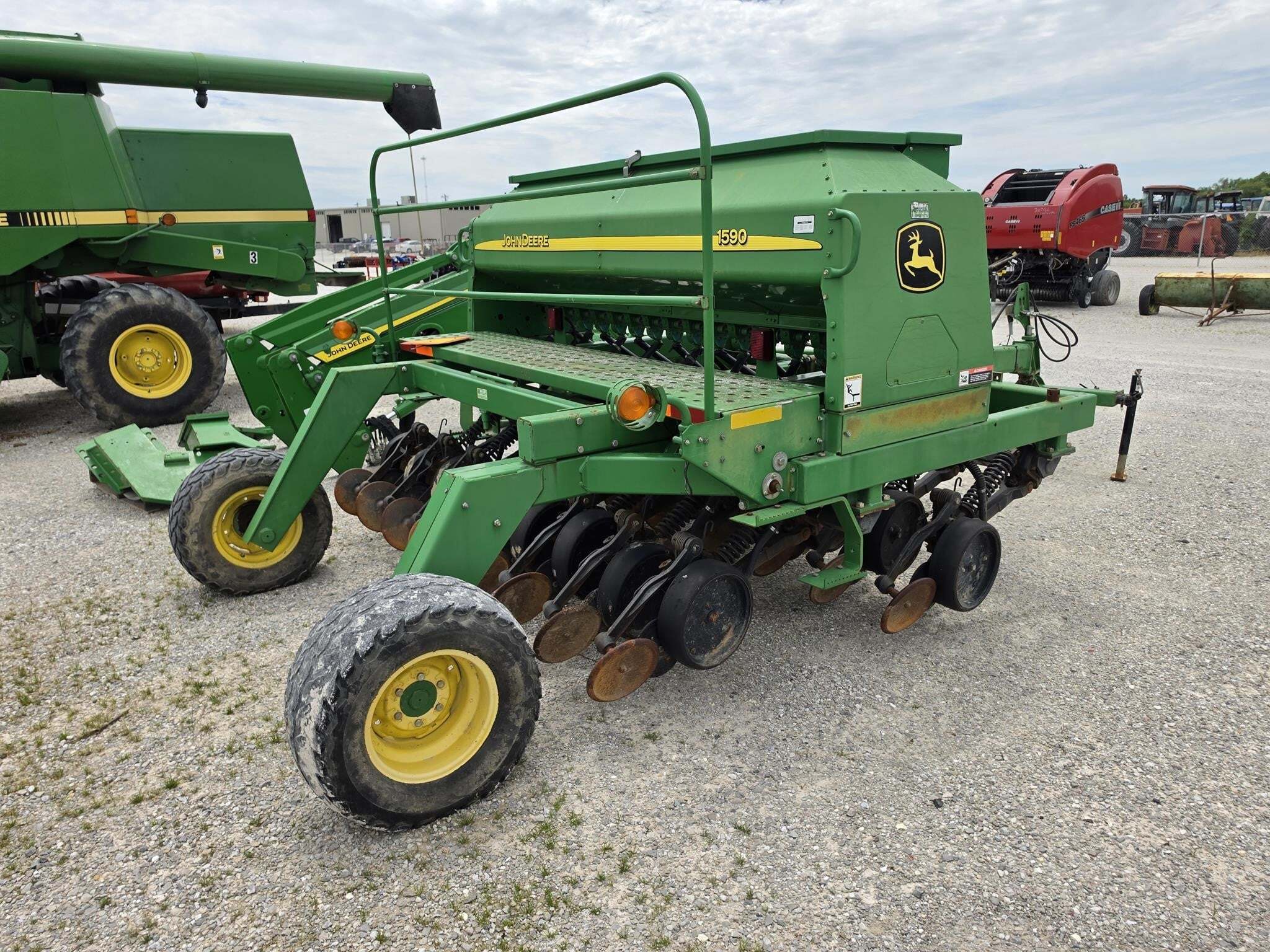 2009 John Deere 1590 Drill