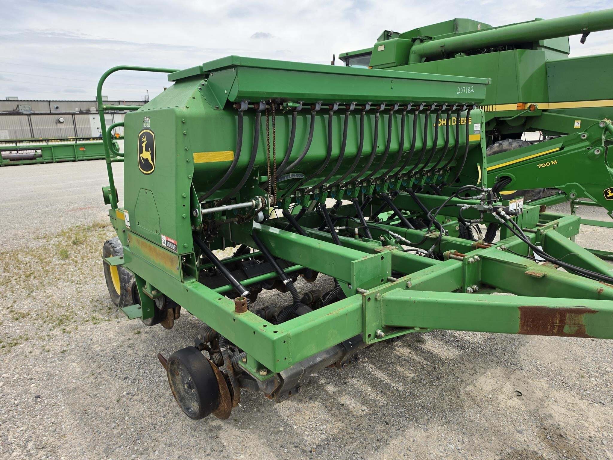 2009 John Deere 1590 Drill