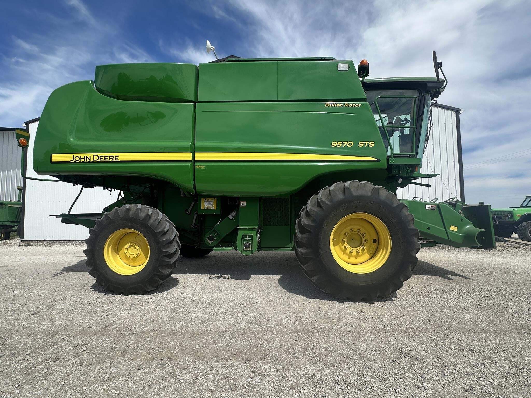 2010 John Deere 9570 STS Combine