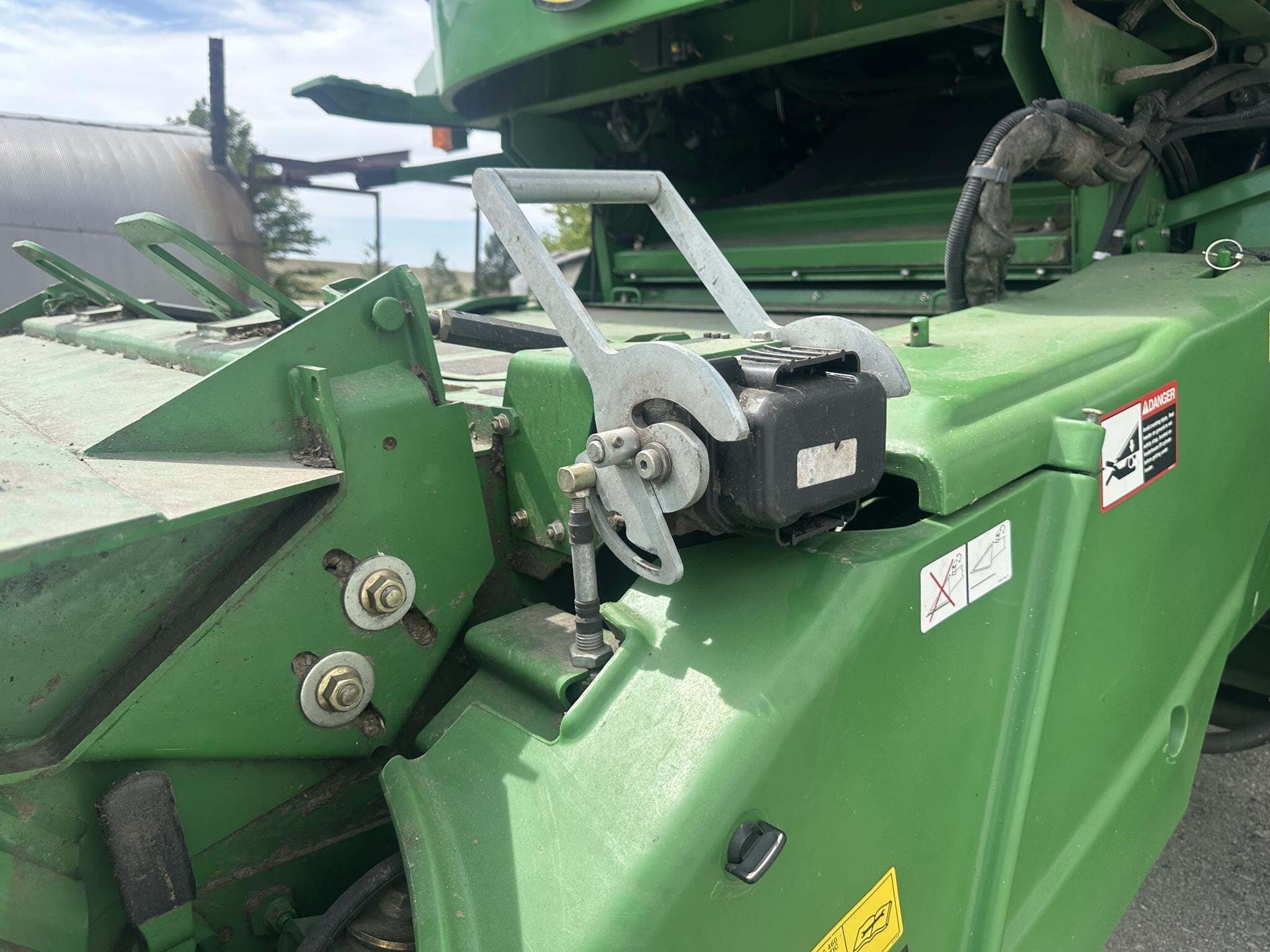 2010 John Deere 9570 STS Combine